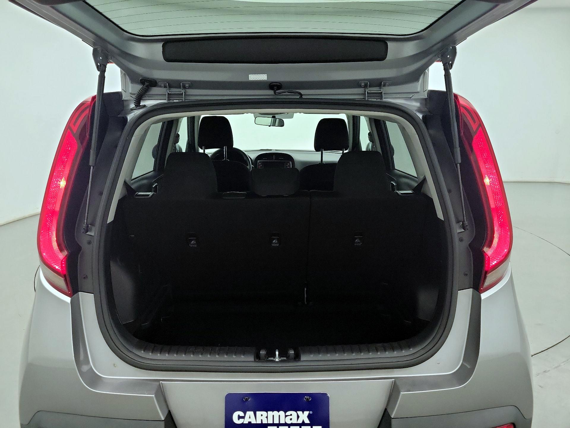 Thumbnail: 2022 Kia Soul - 18