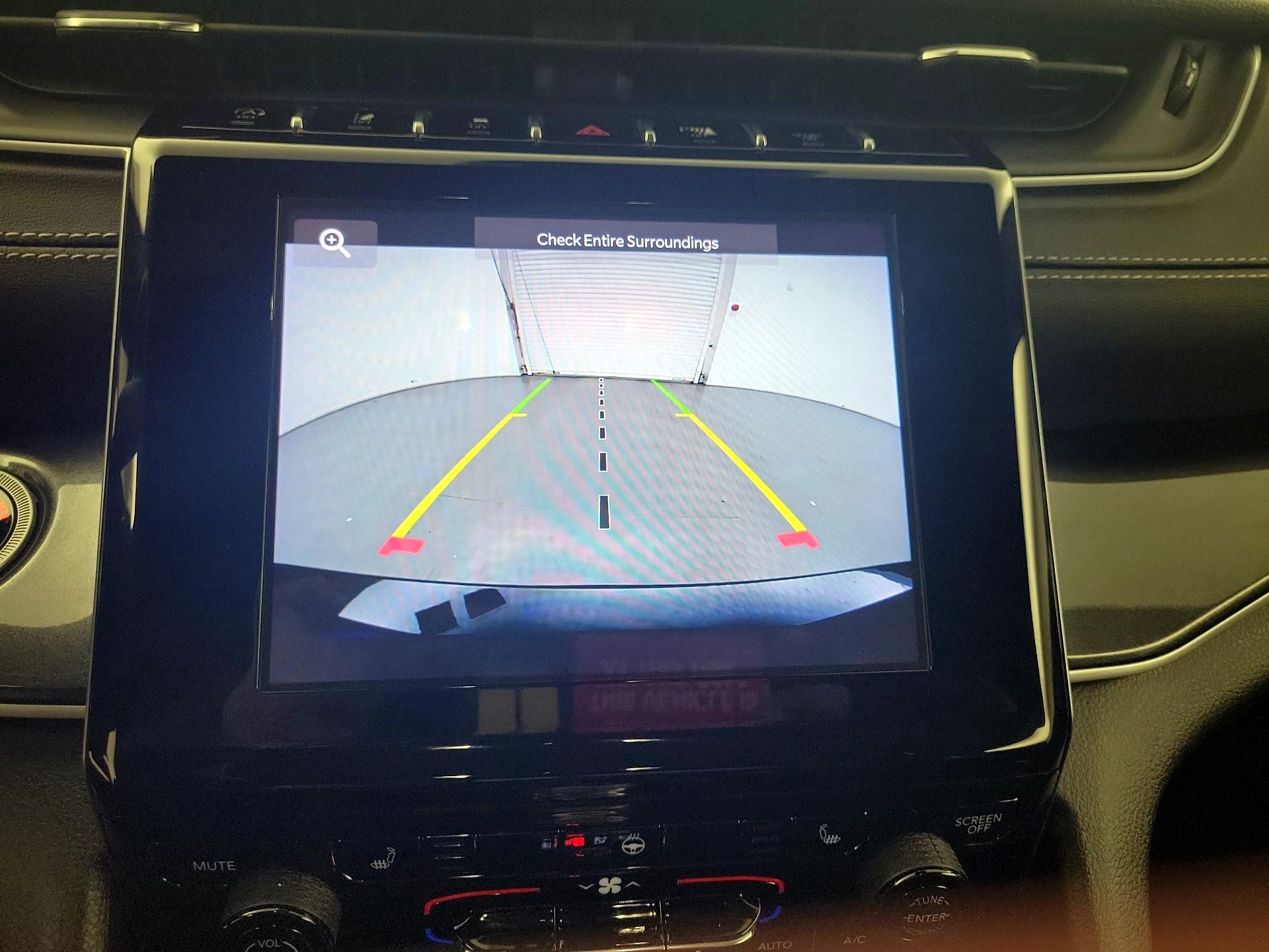 Thumbnail: 2023 Jeep Grand Cherokee L - 12