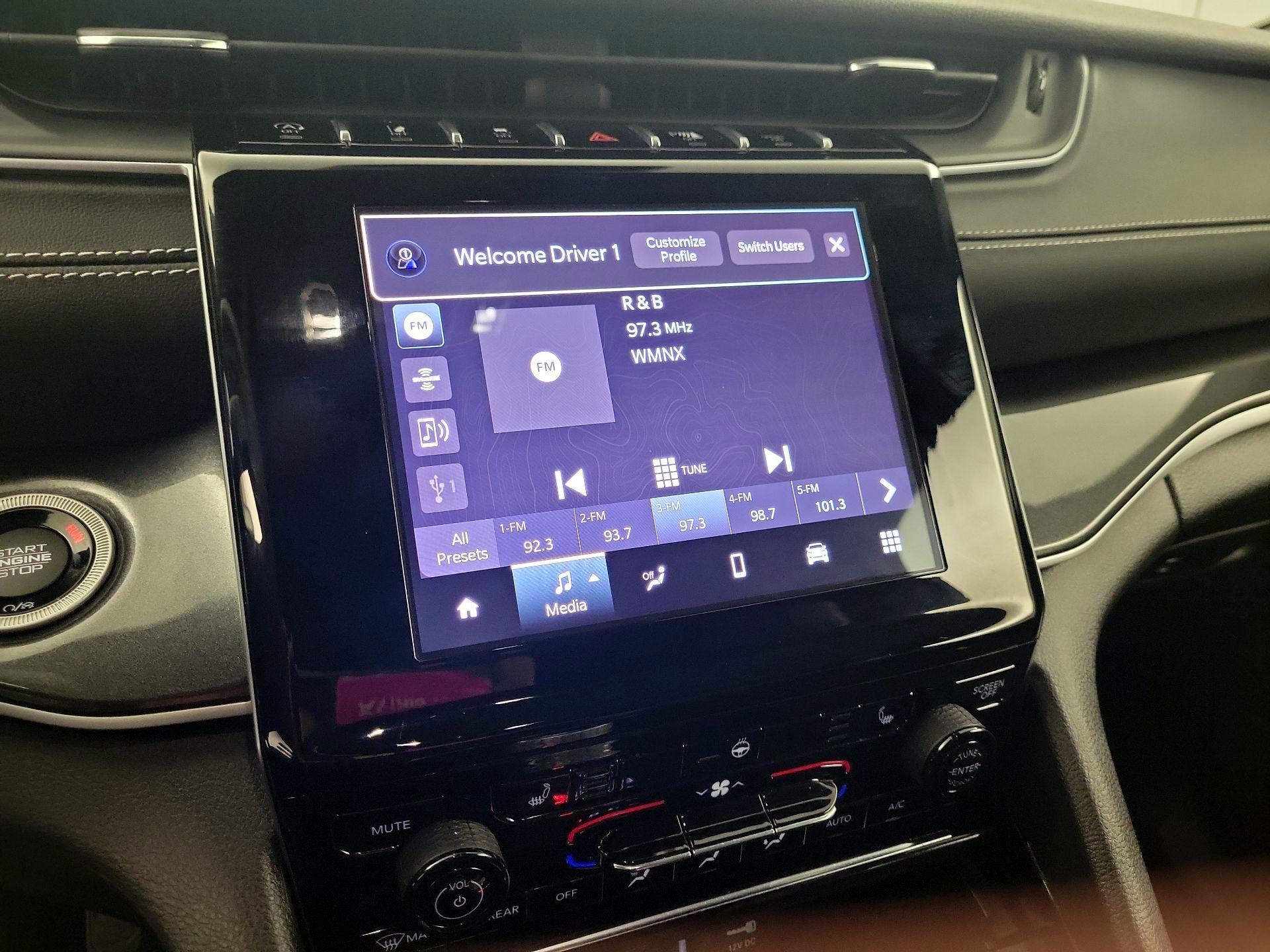 Thumbnail: 2023 Jeep Grand Cherokee L - 13