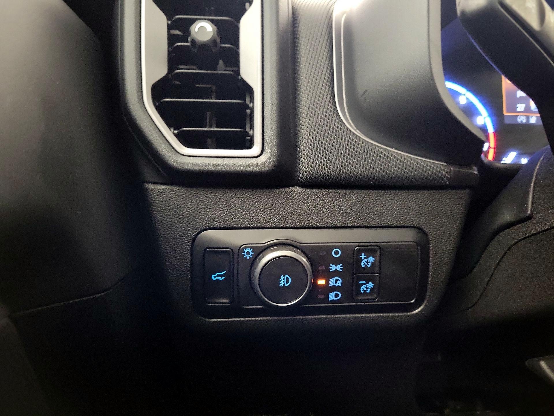 Thumbnail: 2023 Ford Bronco Sport - 11