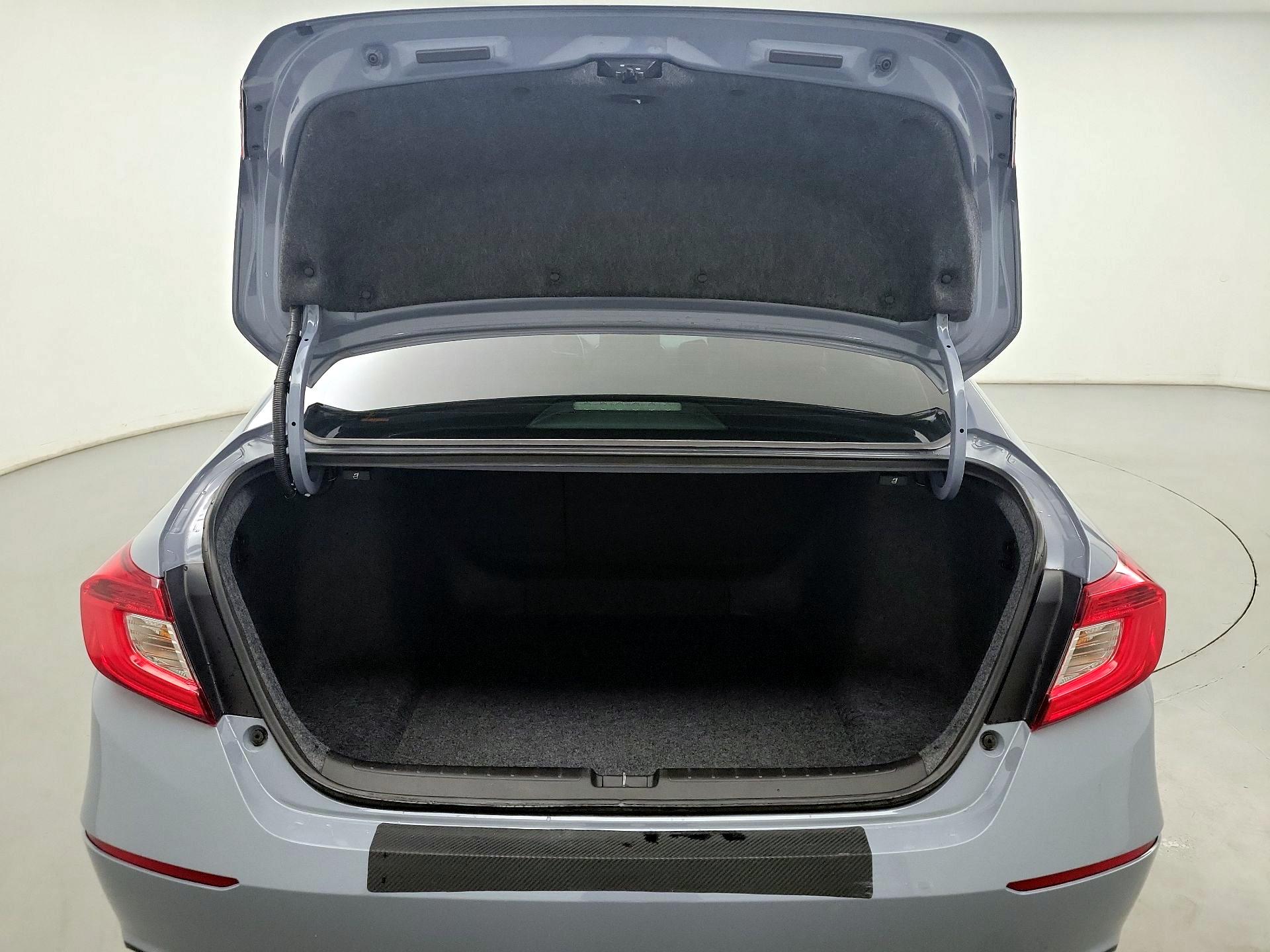 Thumbnail: 2022 Honda Accord - 18