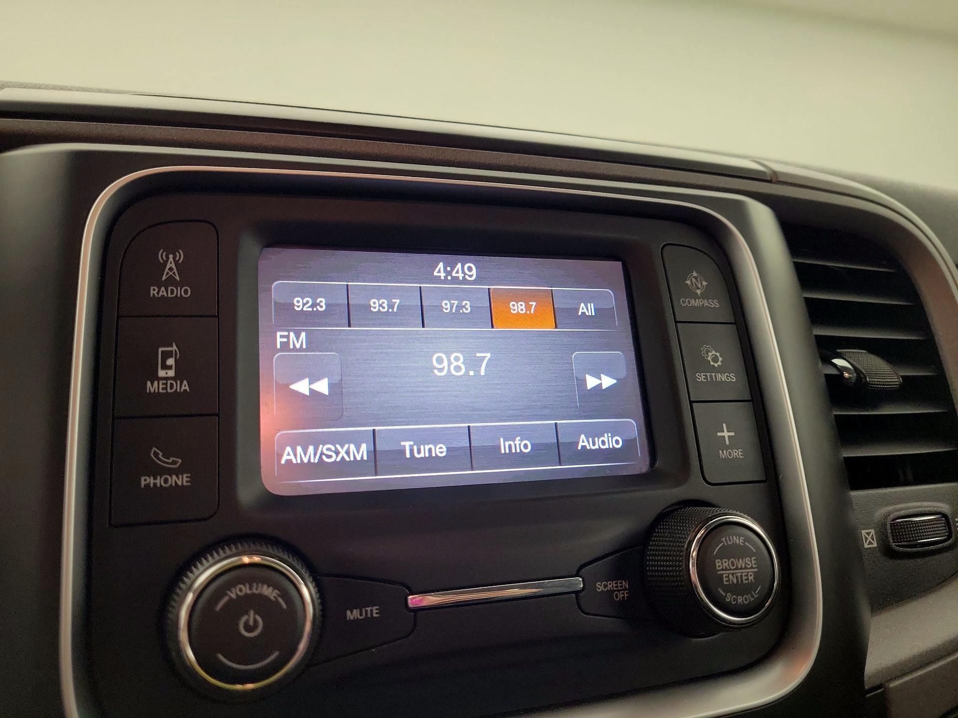 Thumbnail: 2022 RAM 1500 Classic - 13