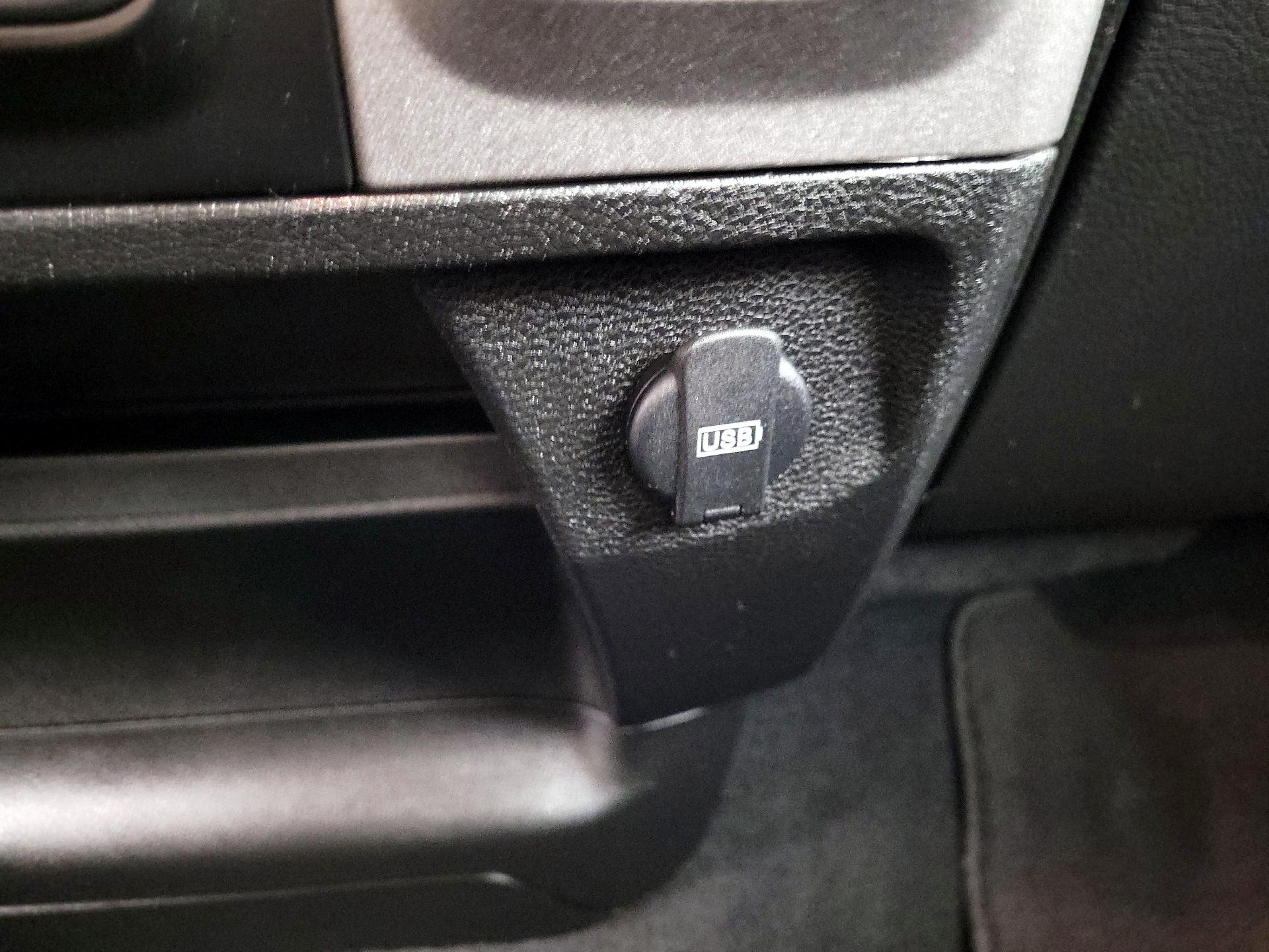 Thumbnail: 2022 RAM 1500 Classic - 16