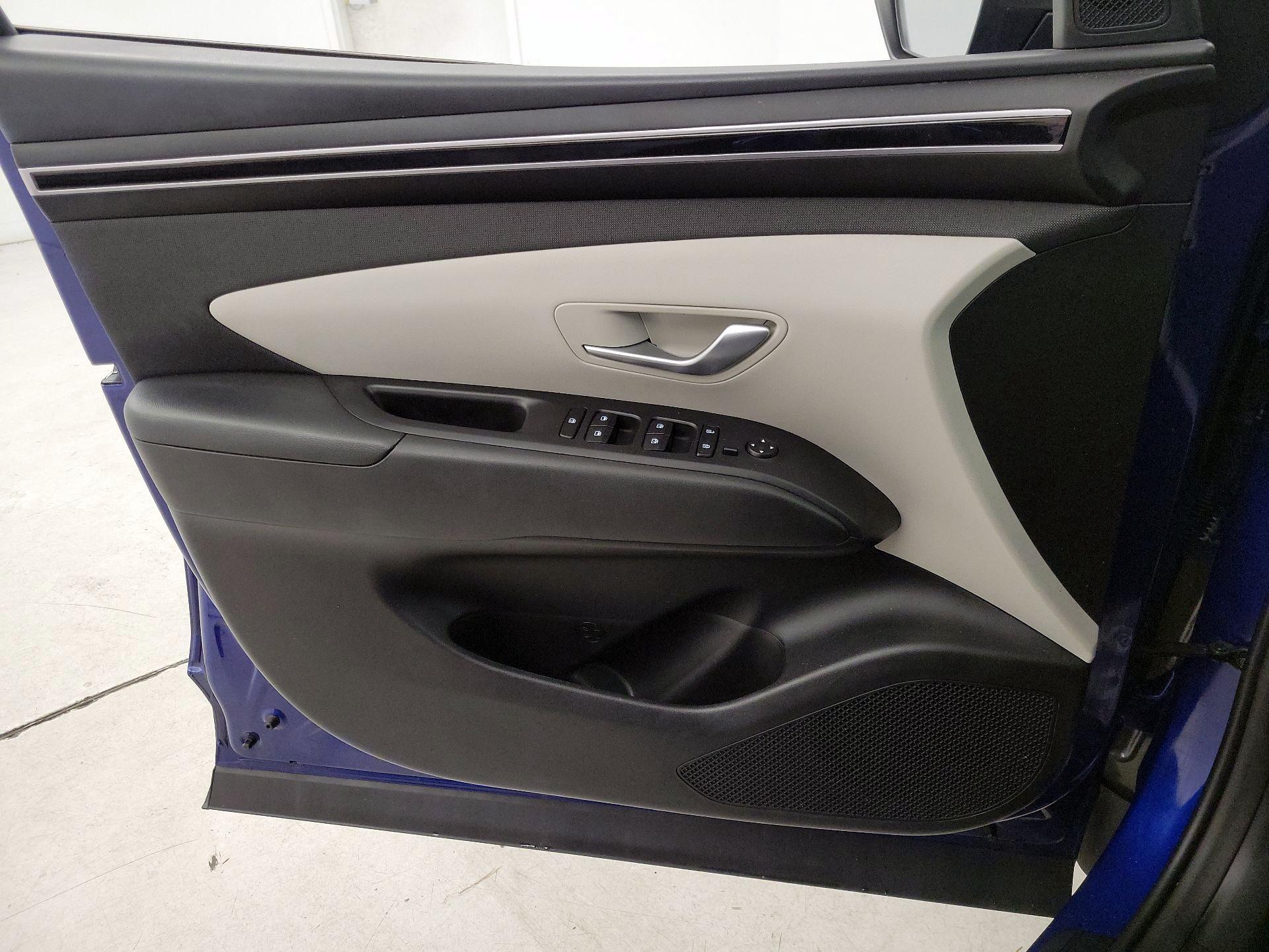 Thumbnail: 2021 Kia Forte - 12