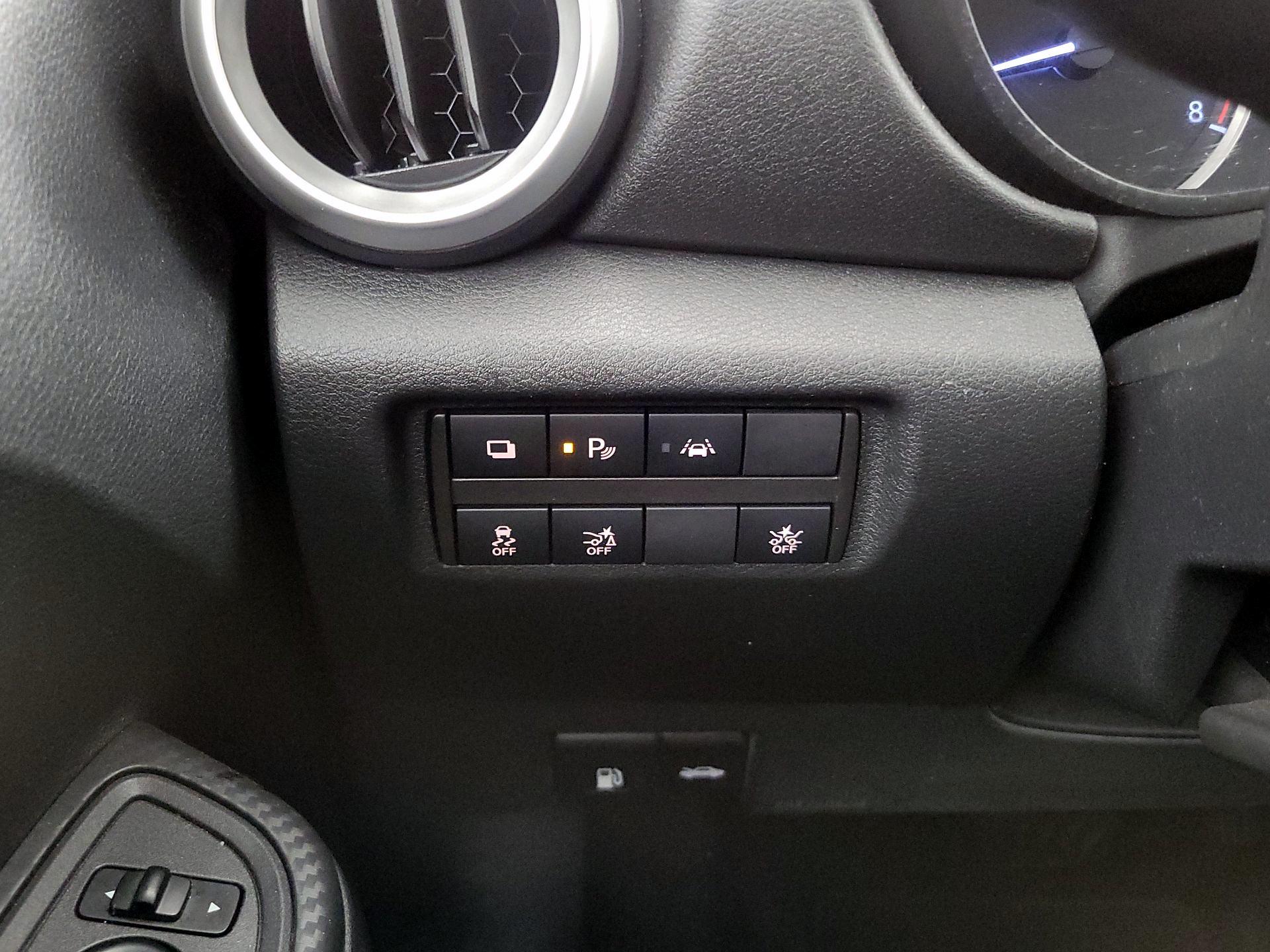 Thumbnail: 2020 Nissan Versa - 13