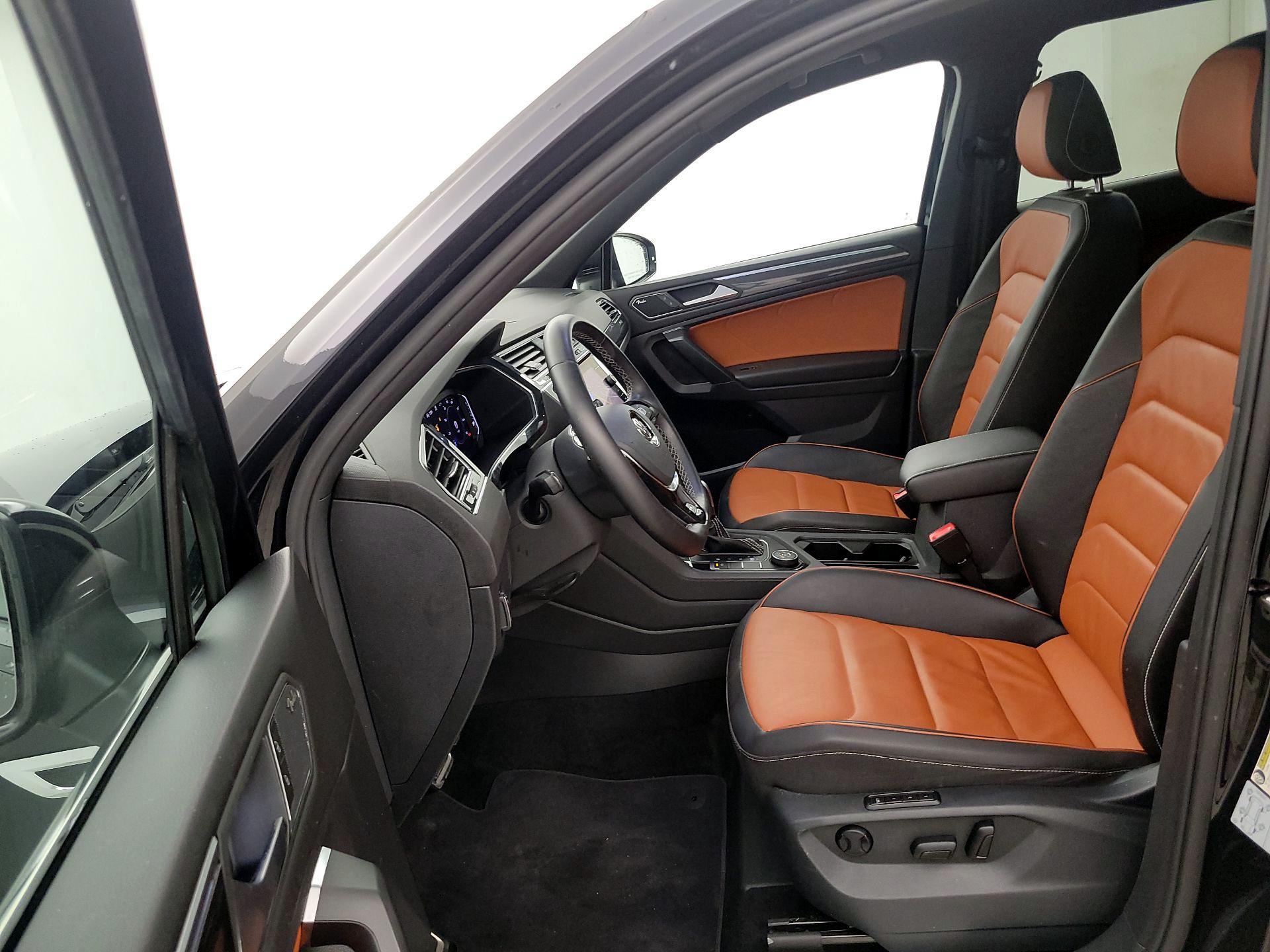 Thumbnail: 2021 Volkswagen Tiguan - 11