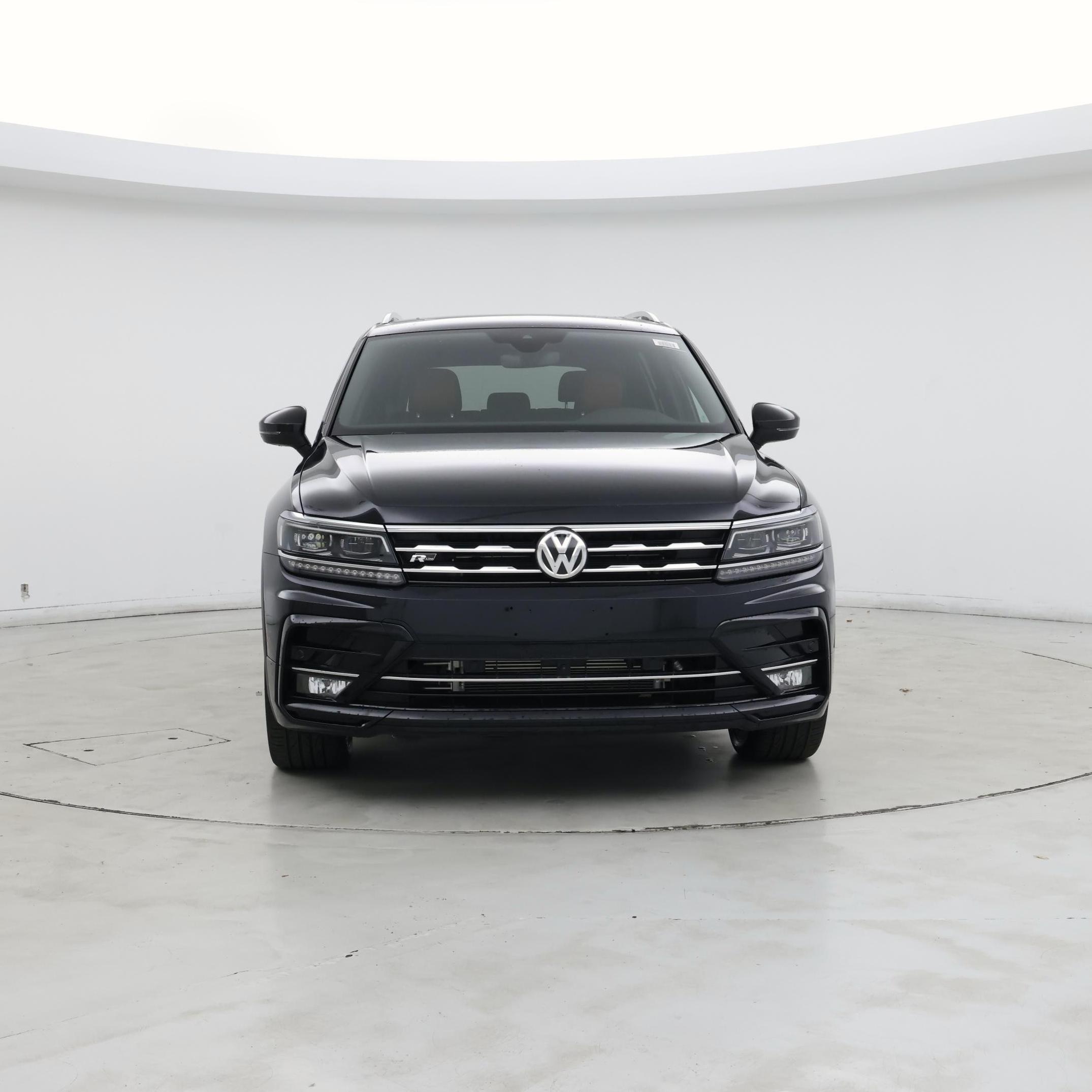 Thumbnail: 2021 Volkswagen Tiguan - 5
