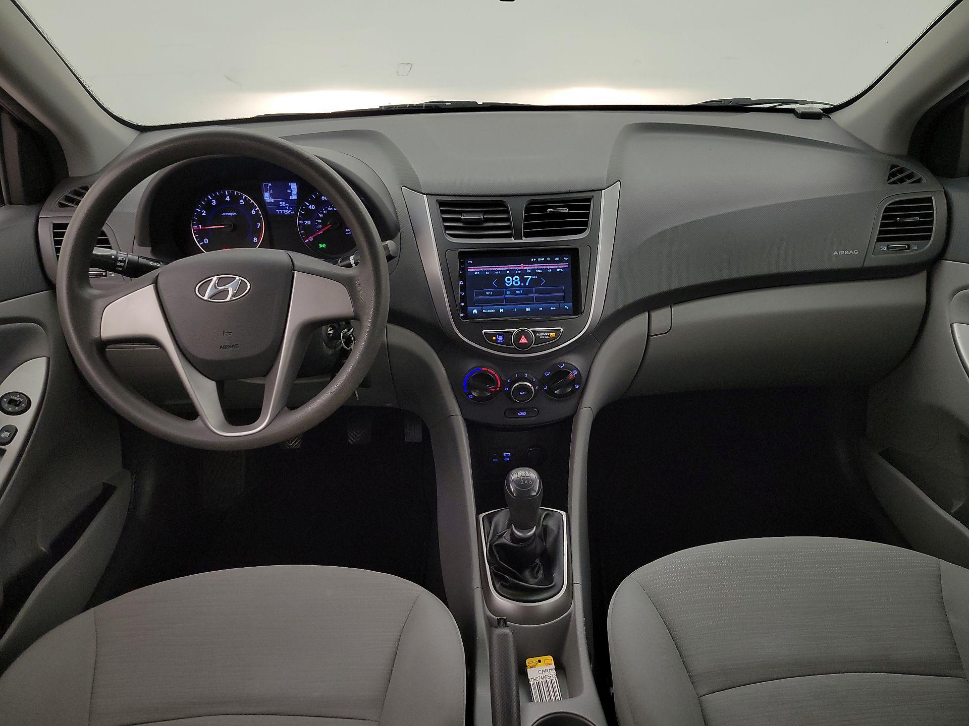 Thumbnail: 2015 Hyundai Accent - 9