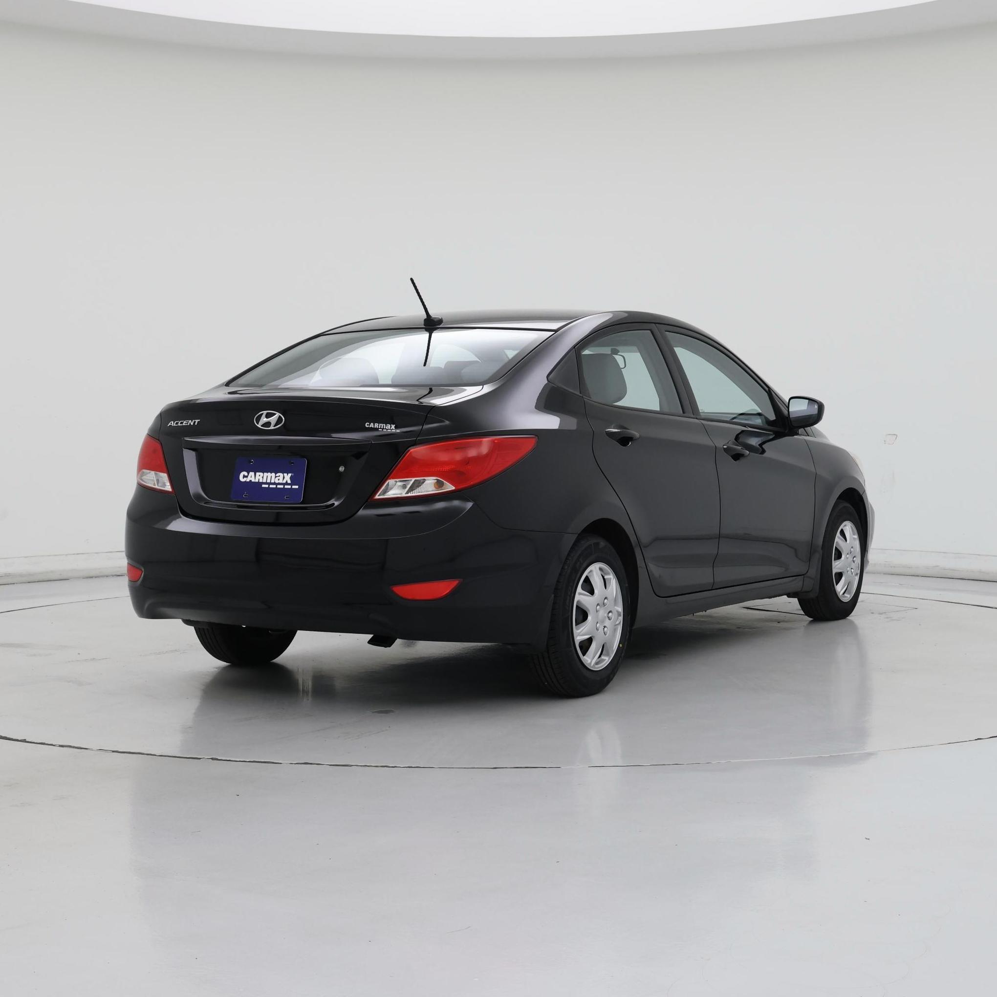 Thumbnail: 2015 Hyundai Accent - 8