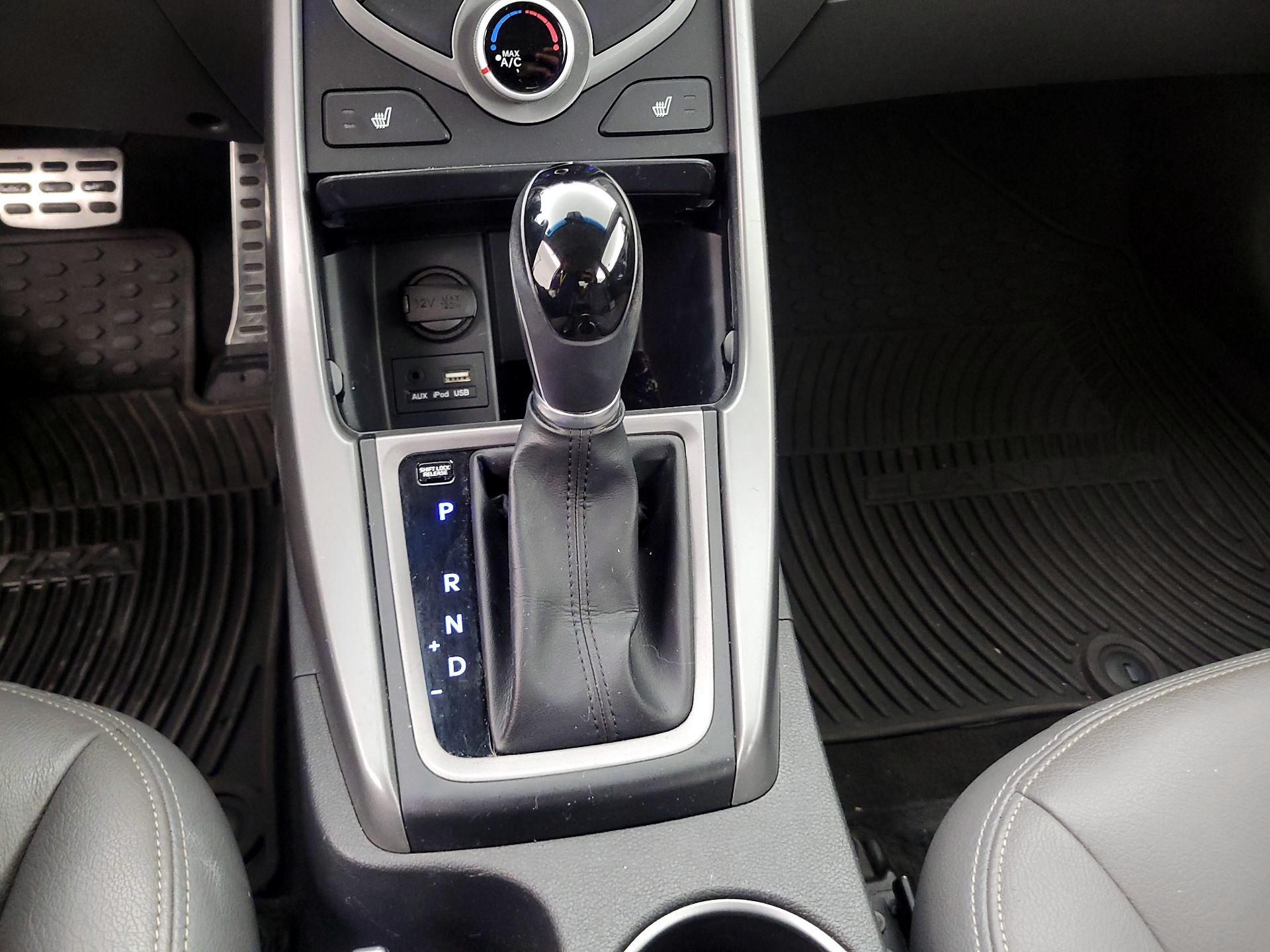 Thumbnail: 2016 Hyundai Elantra - 18