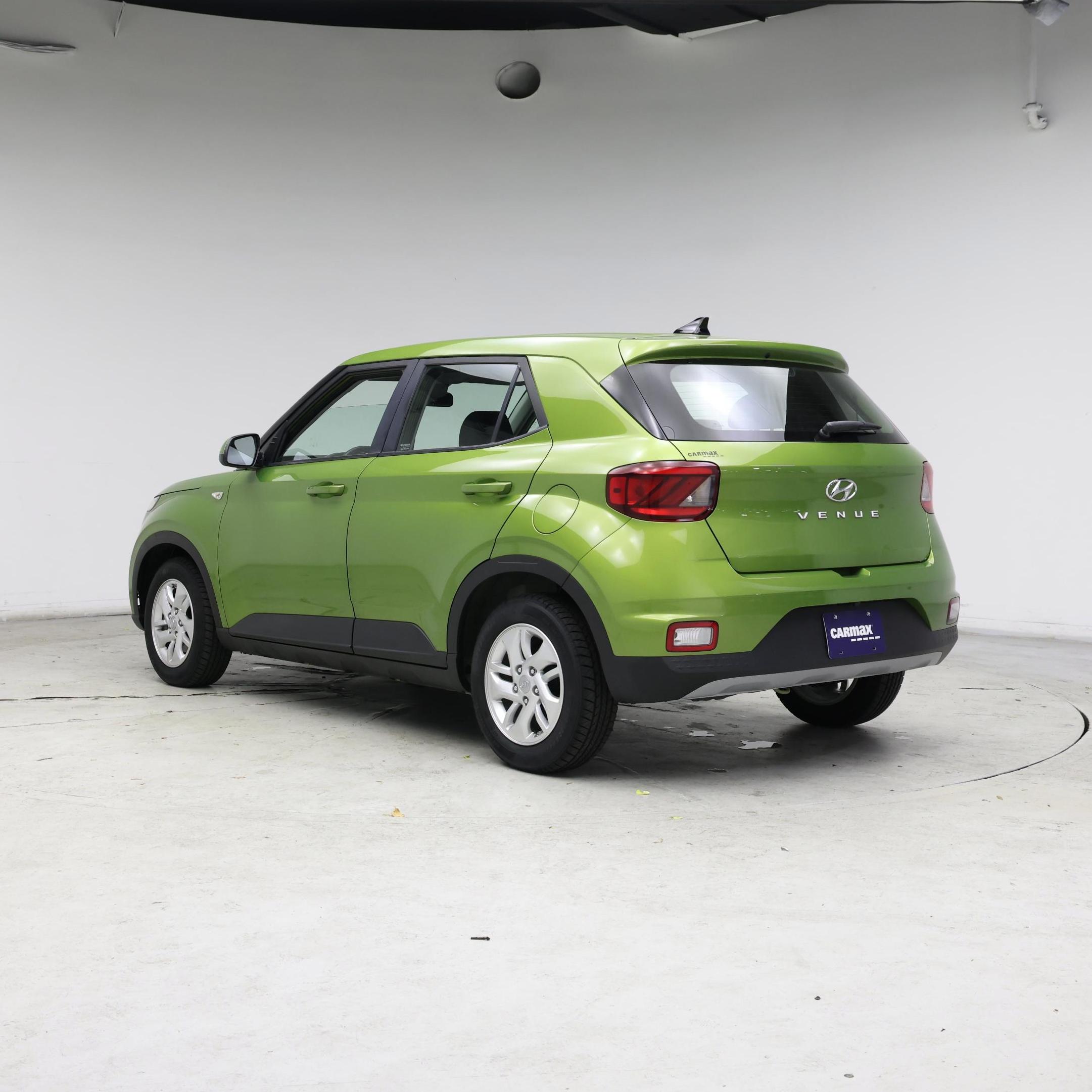 Thumbnail: 2022 Hyundai Venue - 2