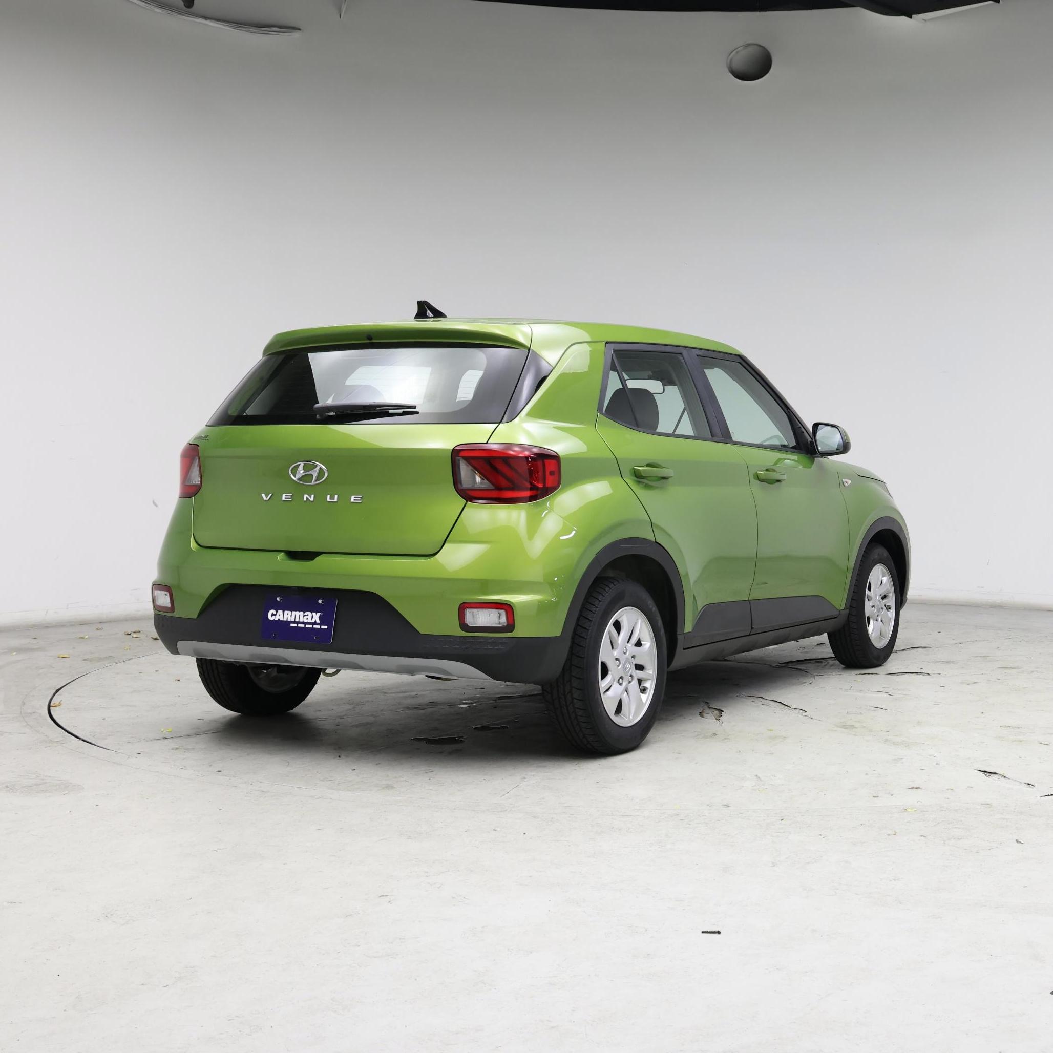 Thumbnail: 2022 Hyundai Venue - 8