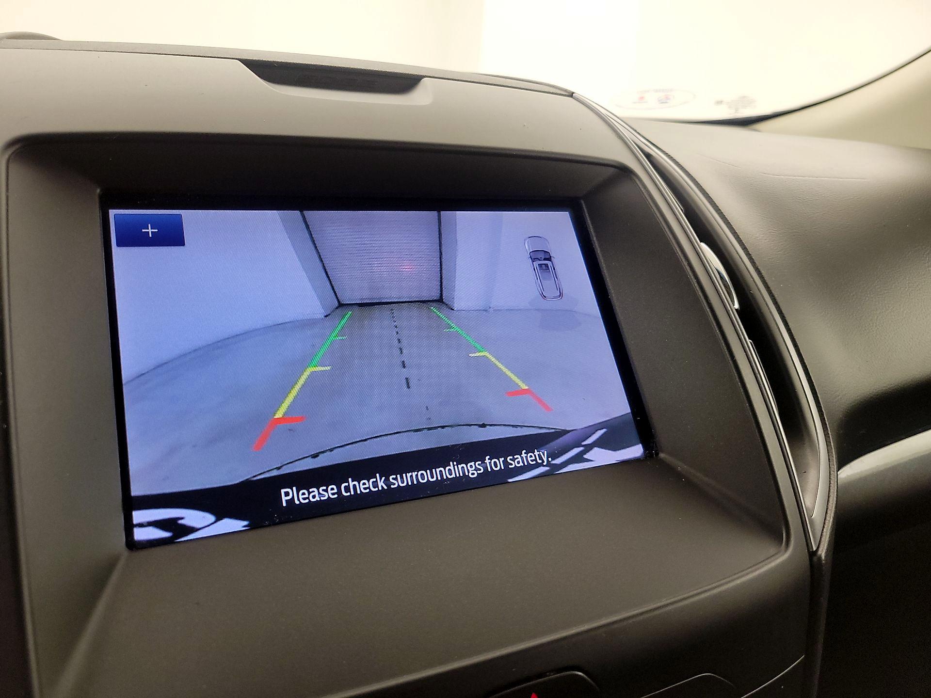 Thumbnail: 2020 Ford Edge - 14