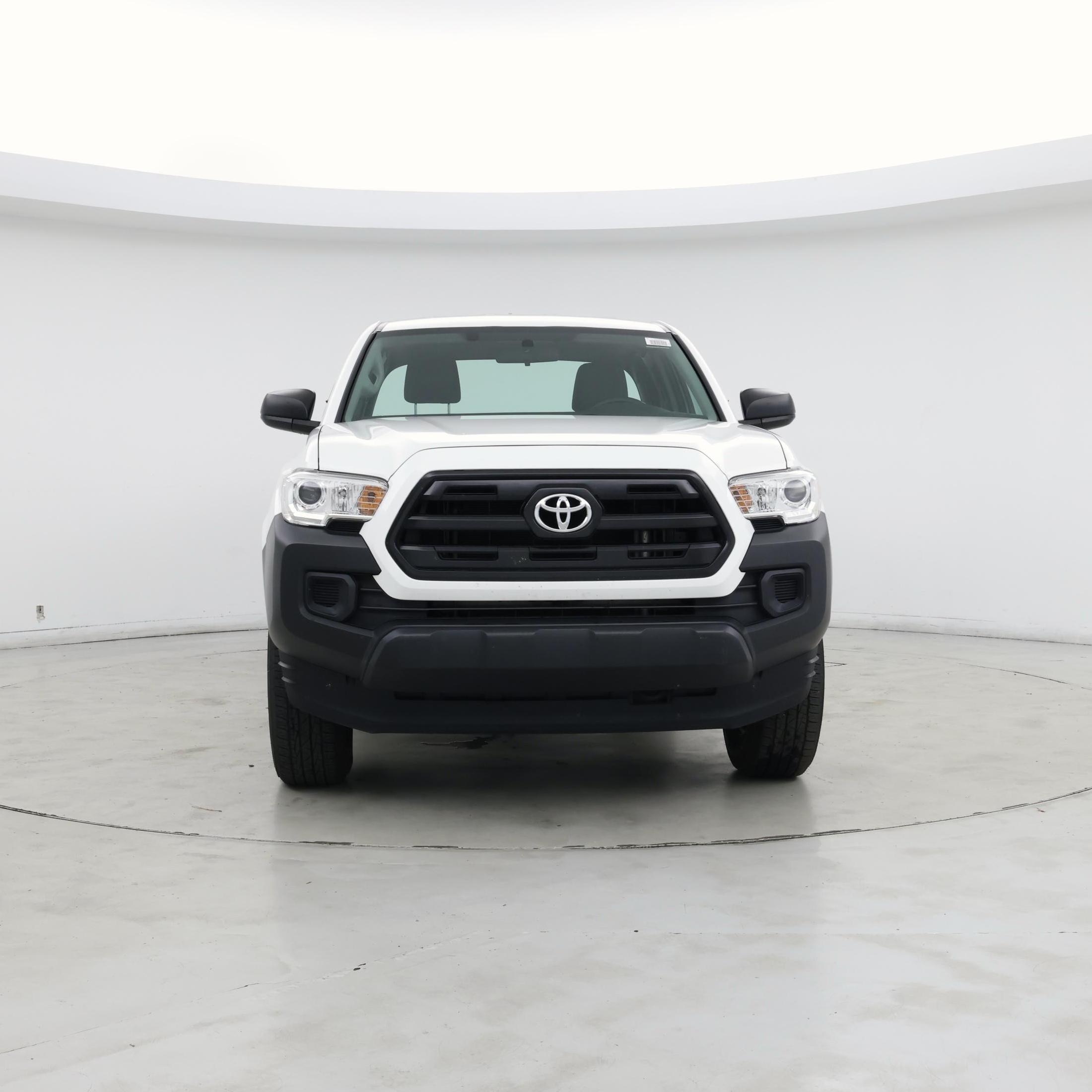 Thumbnail: 2016 Toyota Tacoma - 5