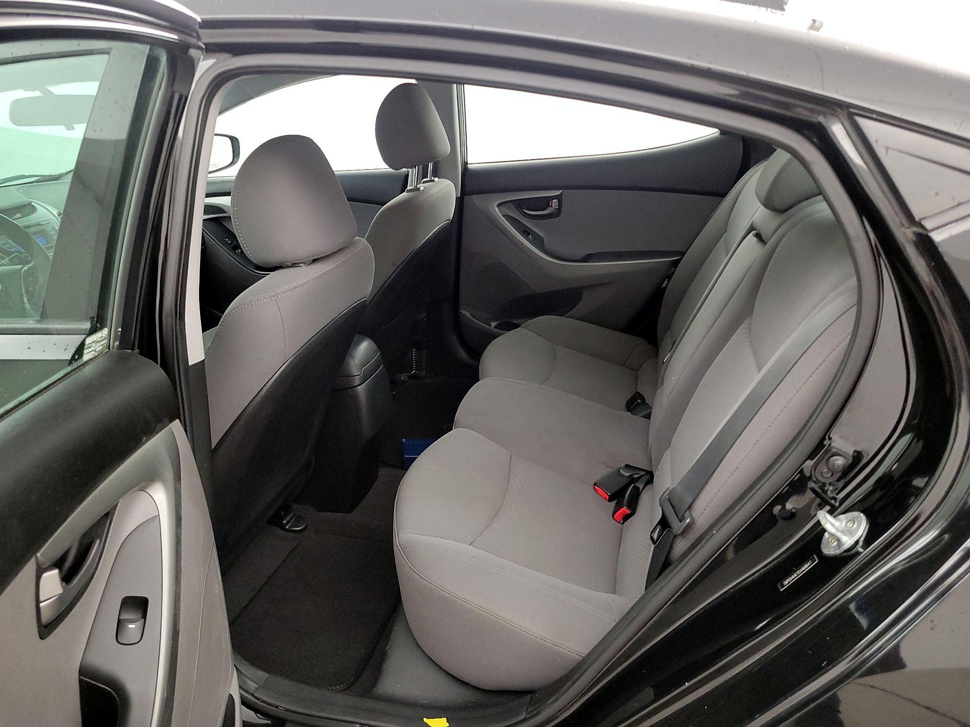 Thumbnail: 2014 Hyundai Elantra - 18