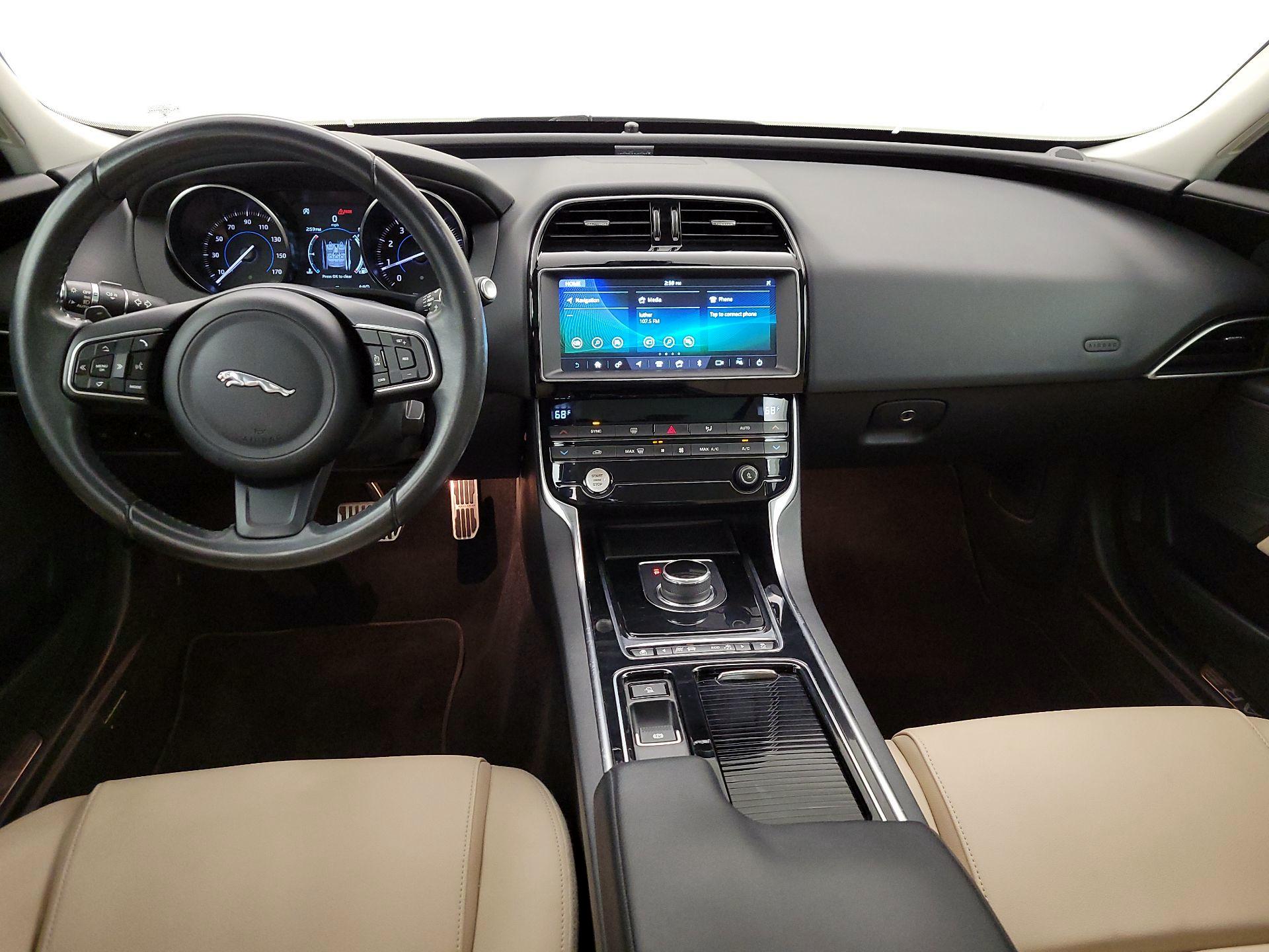 Thumbnail: 2019 Jaguar XE - 9