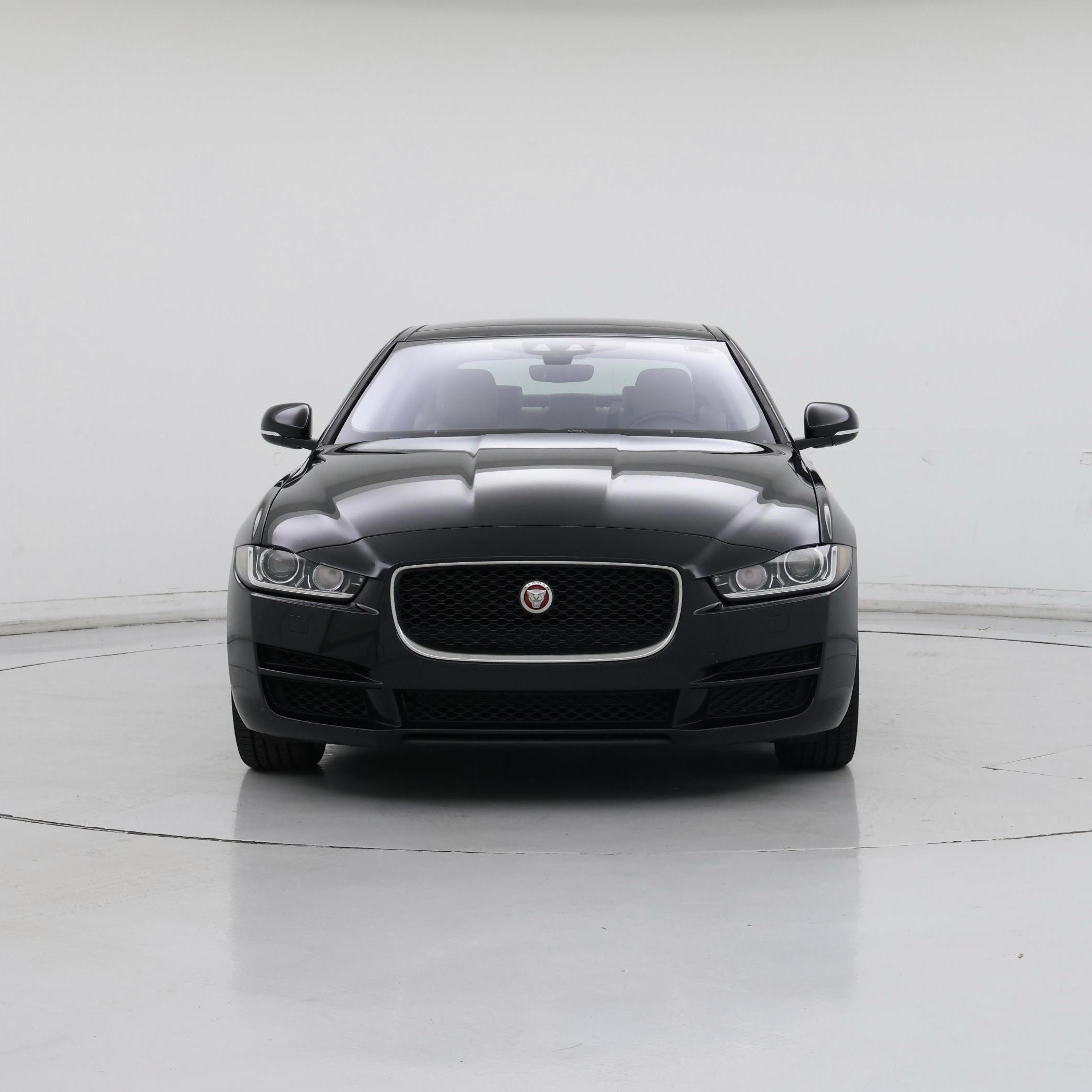 Thumbnail: 2019 Jaguar XE - 5