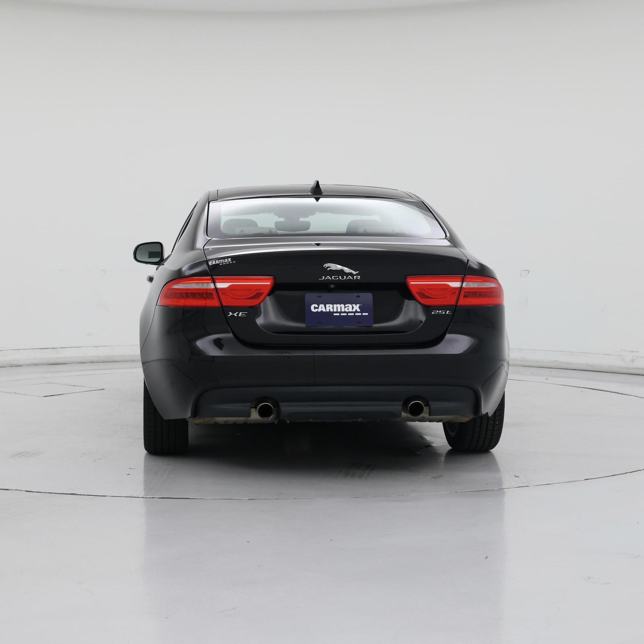 Thumbnail: 2019 Jaguar XE - 6