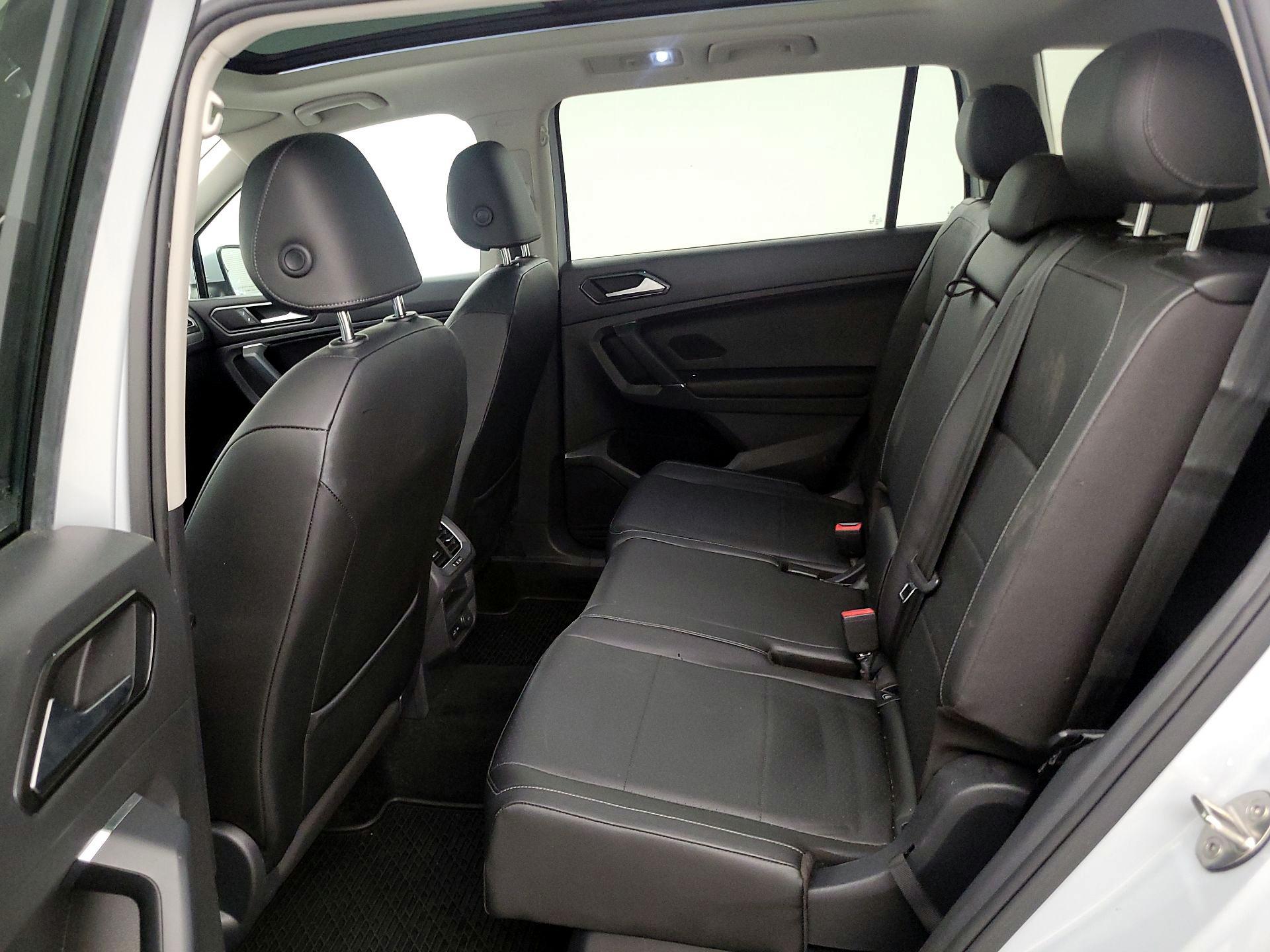 Thumbnail: 2018 Volkswagen Tiguan - 20