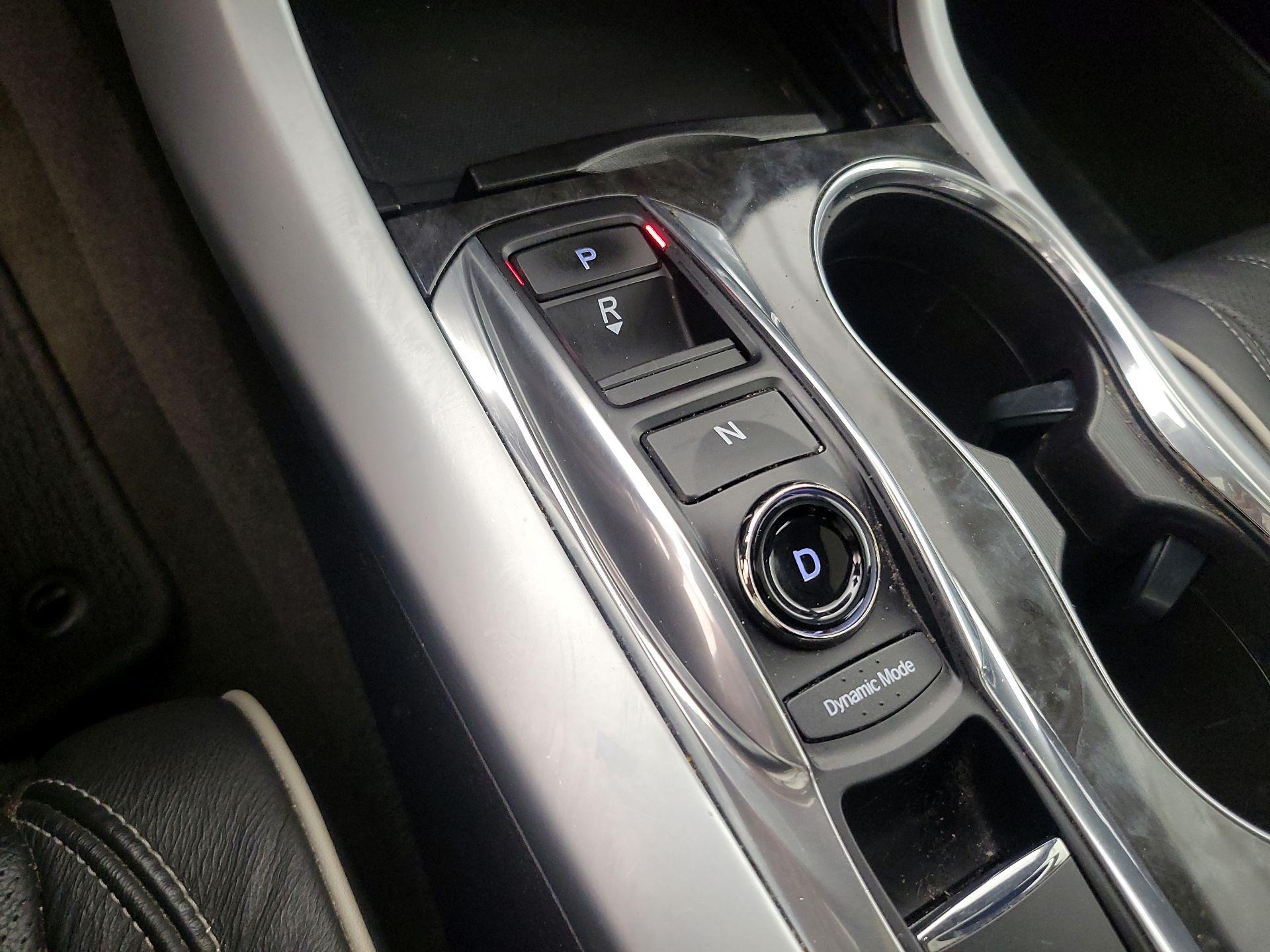 Thumbnail: 2018 Acura TLX - 18