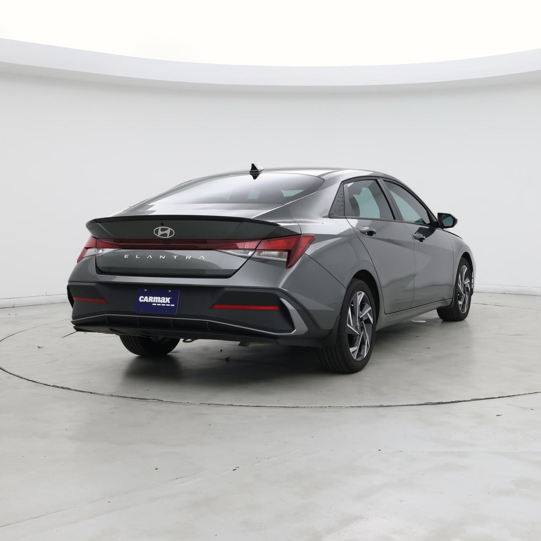 Thumbnail: 2025 Hyundai Elantra - 8