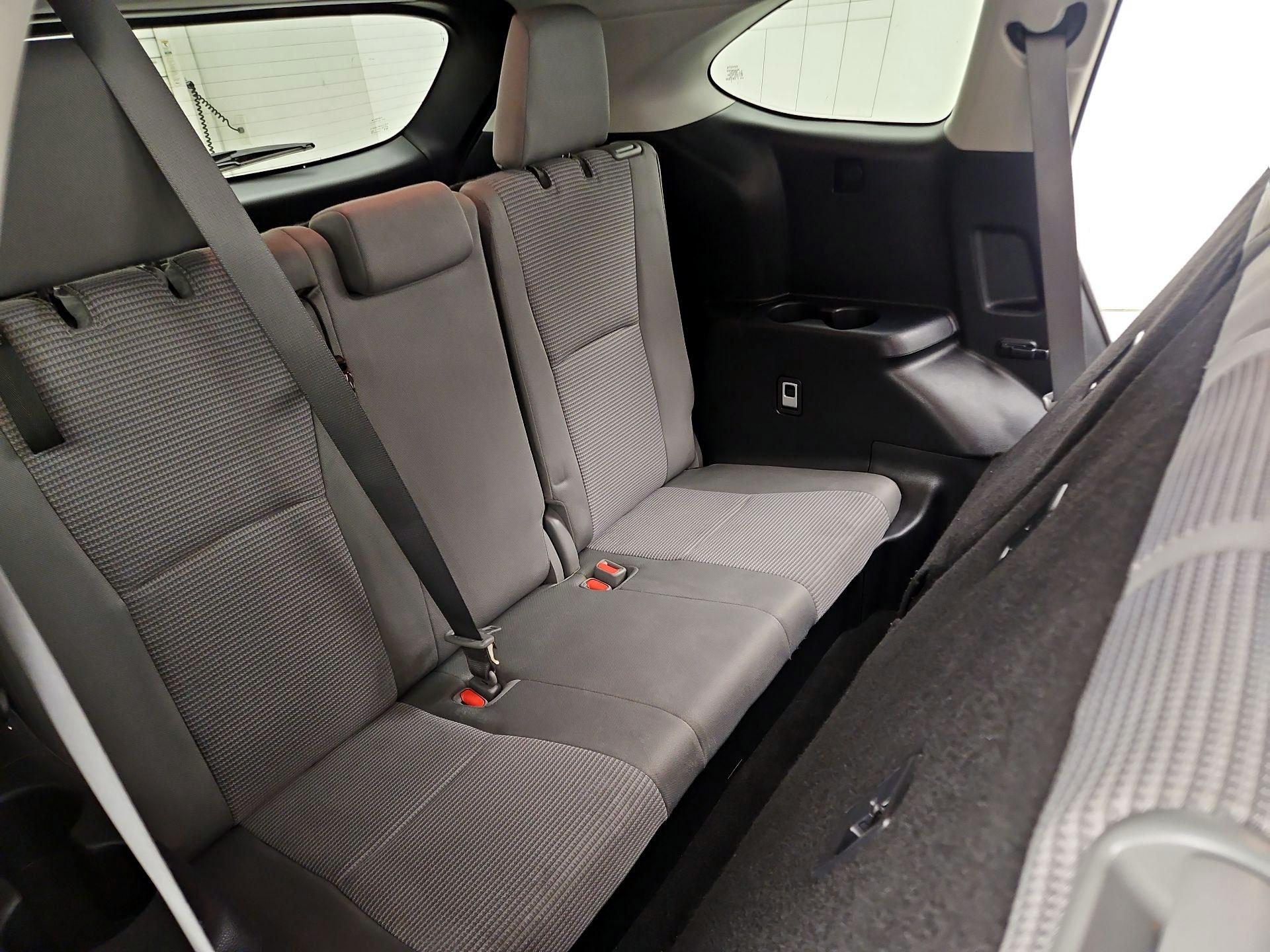 Thumbnail: 2023 Toyota Highlander - 20