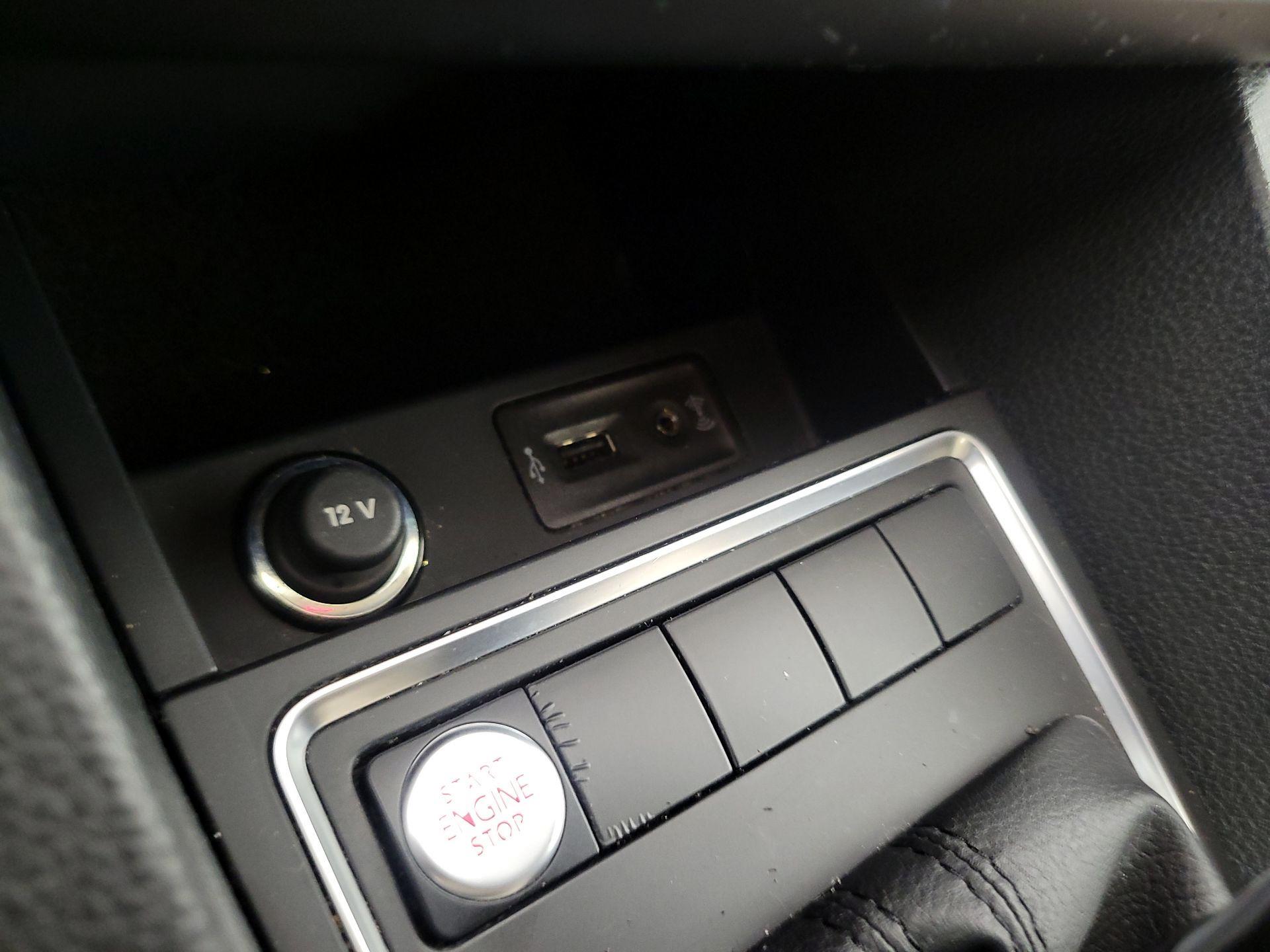 Thumbnail: 2018 Volkswagen Jetta - 18