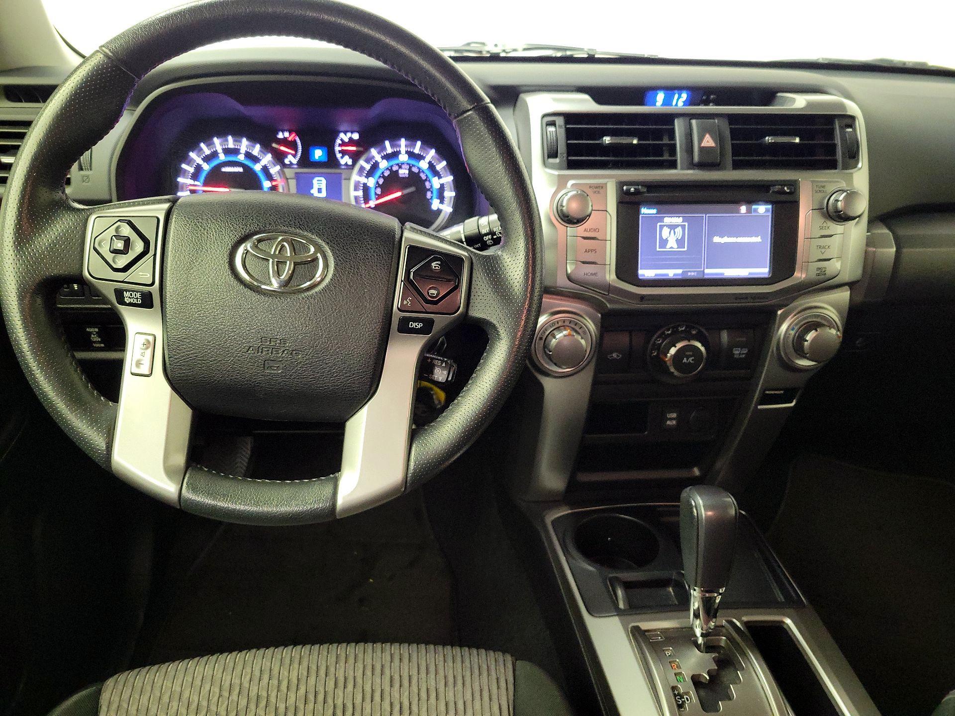 Thumbnail: 2016 Toyota 4Runner - 10