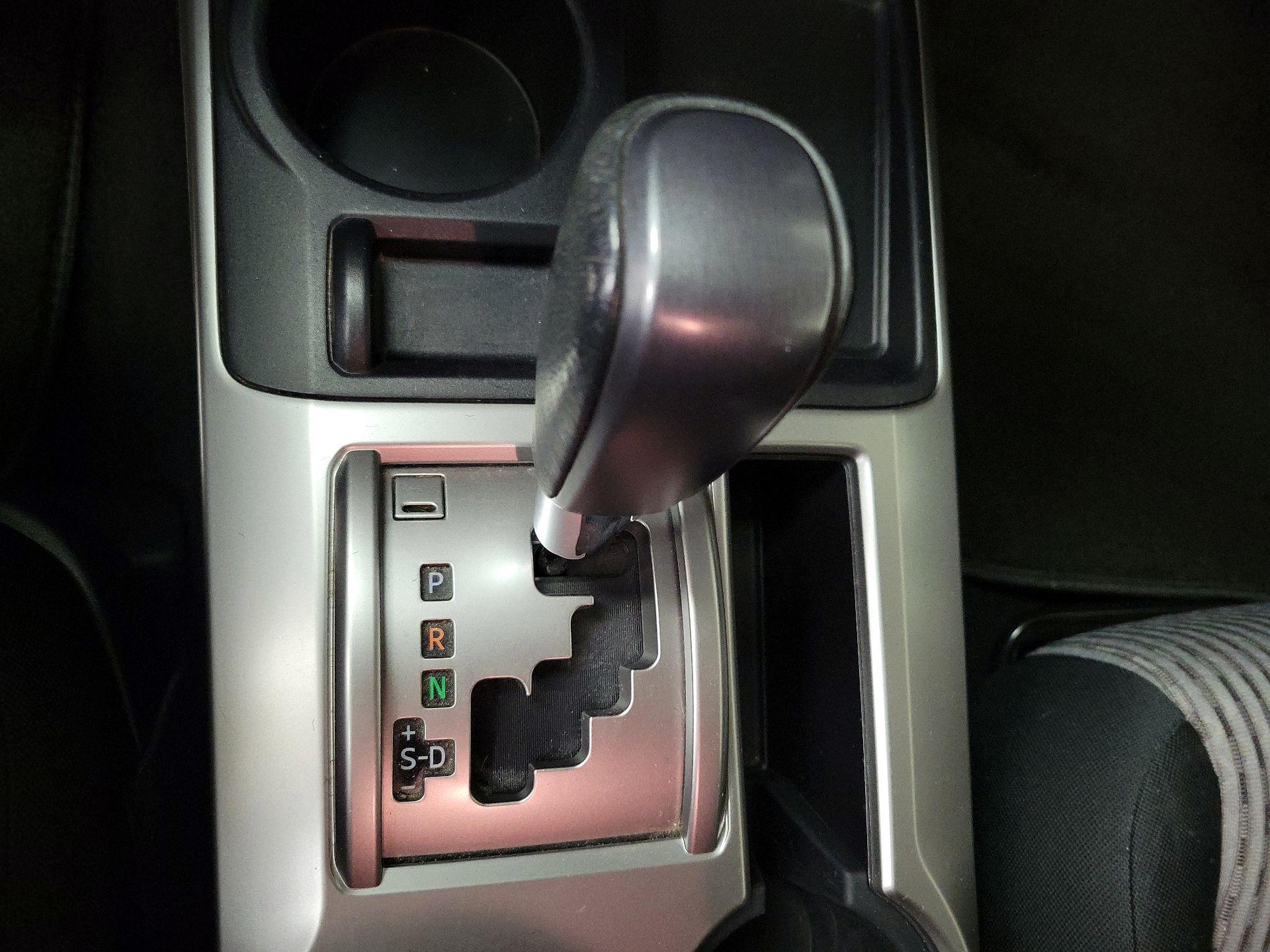 Thumbnail: 2016 Toyota 4Runner - 17