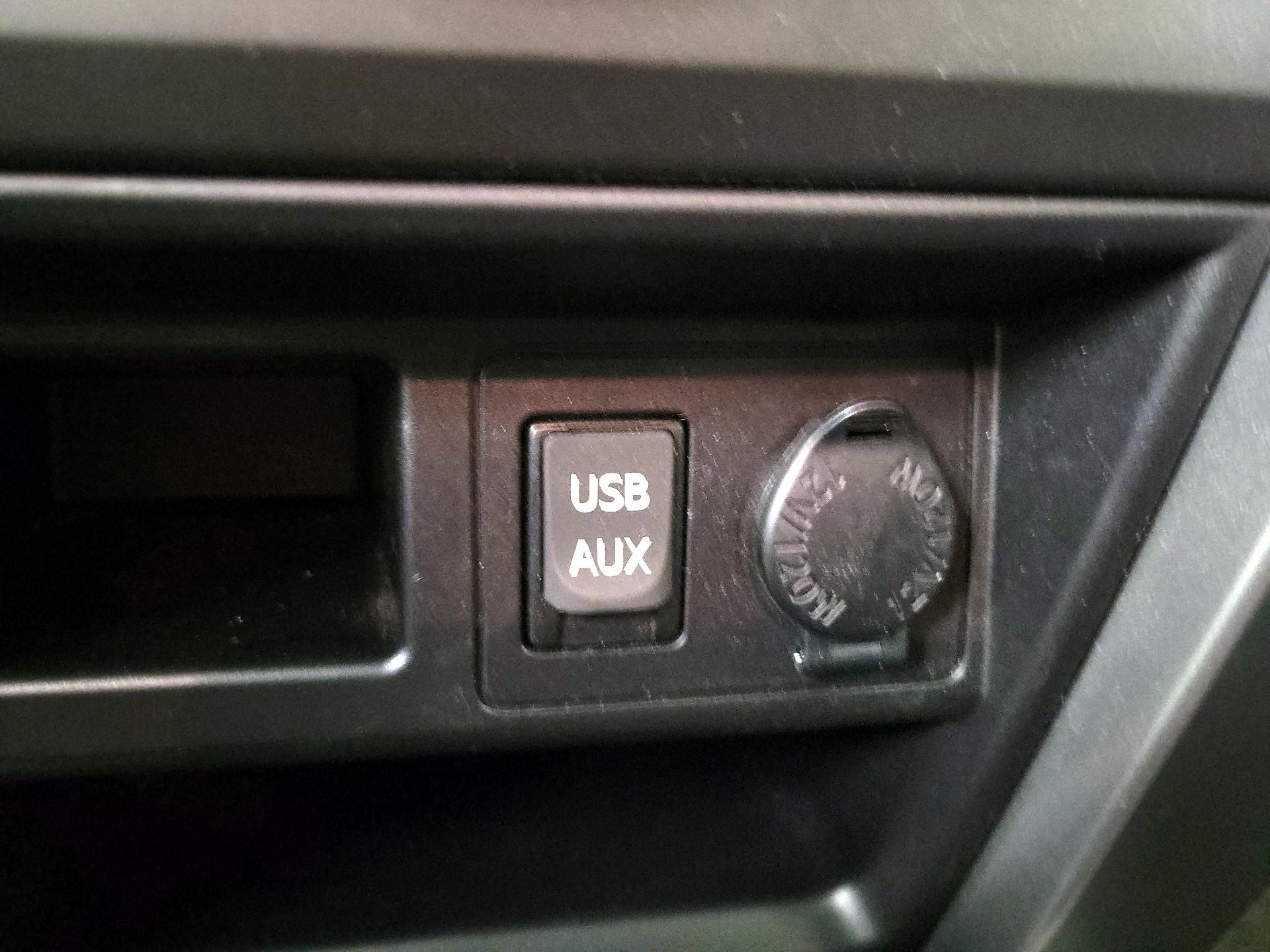 Thumbnail: 2016 Toyota 4Runner - 18