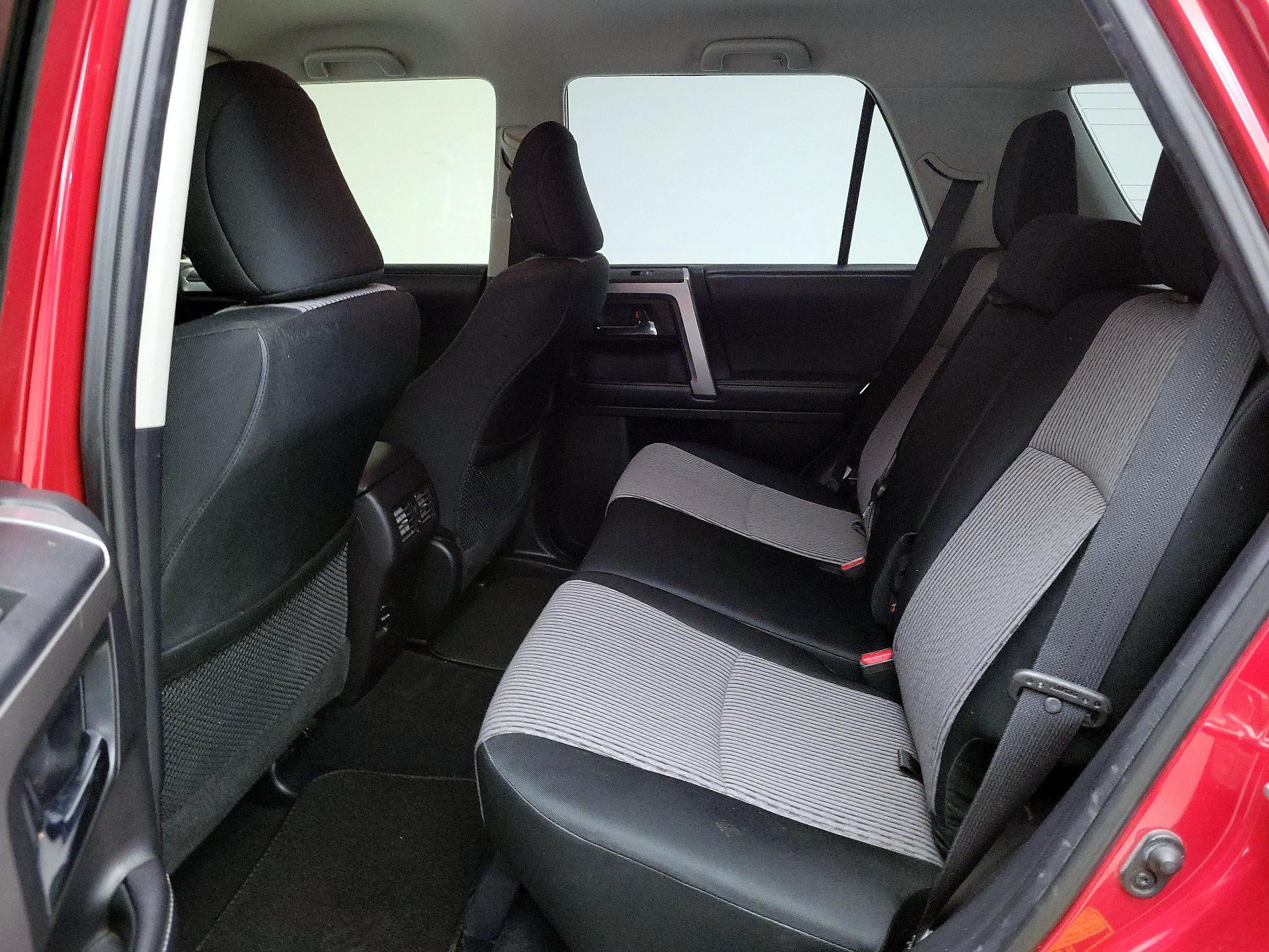 Thumbnail: 2016 Toyota 4Runner - 19