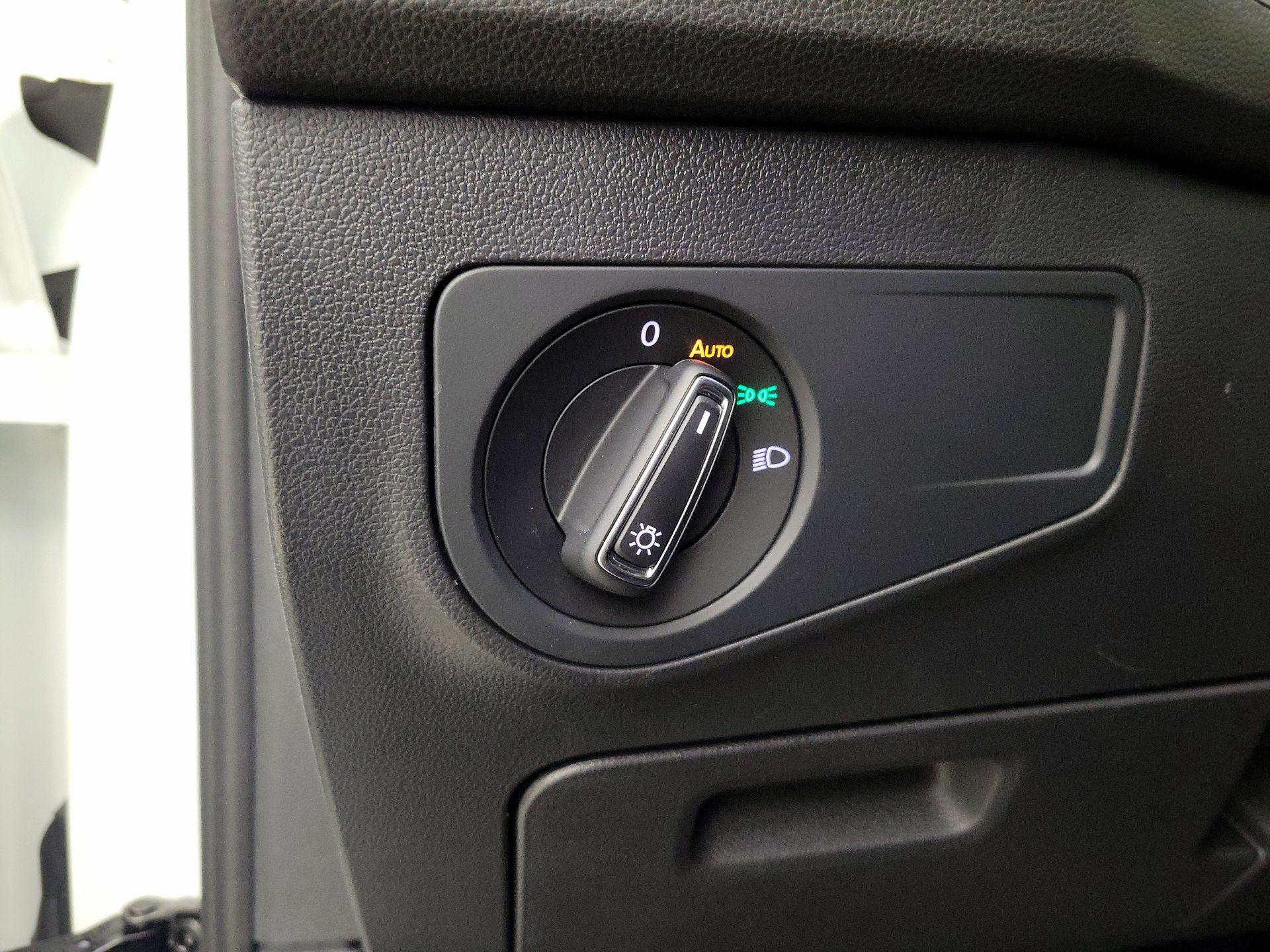 Thumbnail: 2024 Volkswagen Tiguan - 13