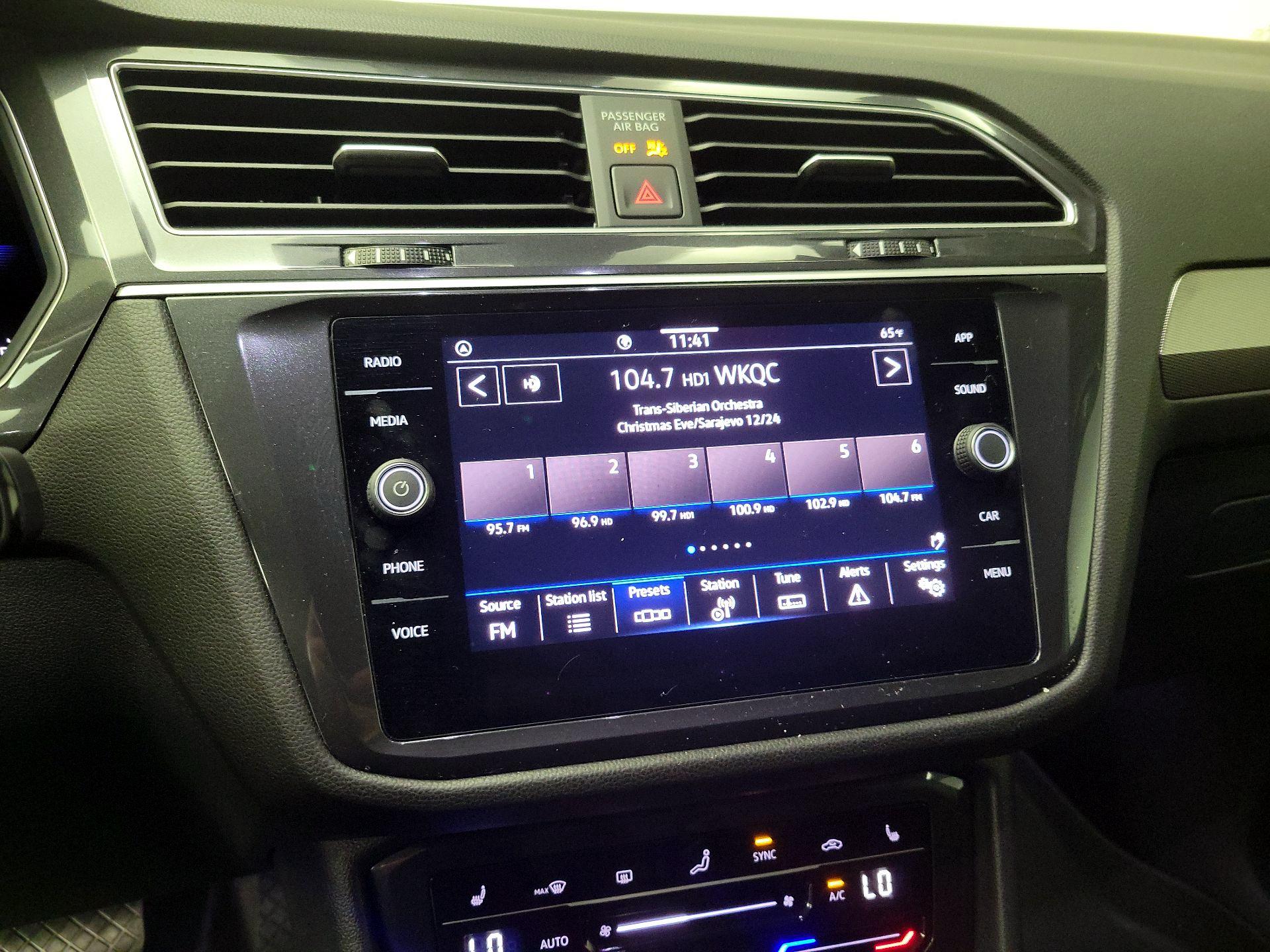 Thumbnail: 2024 Volkswagen Tiguan - 15