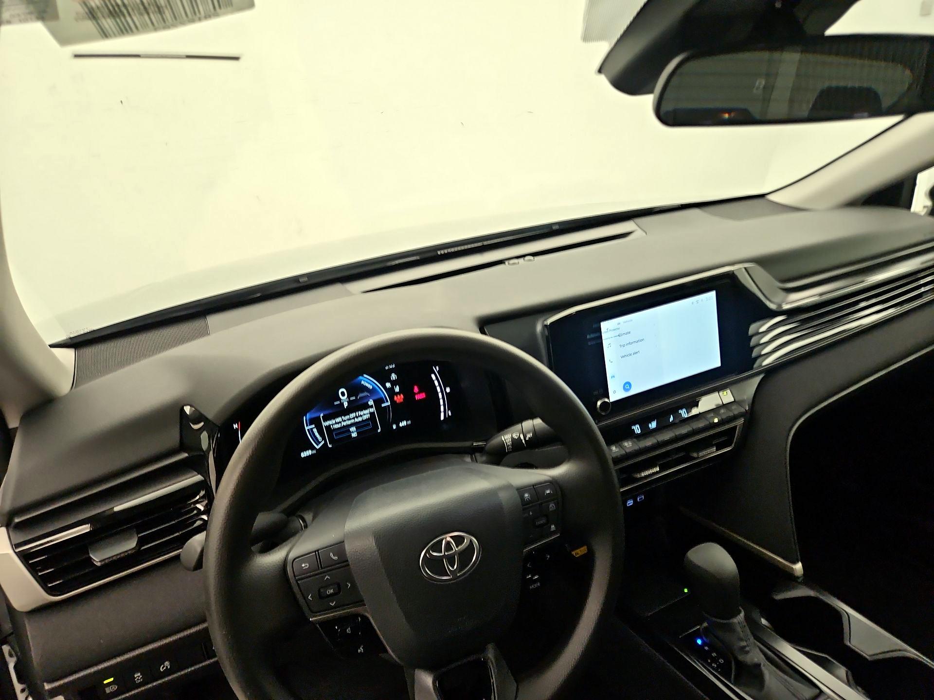 Thumbnail: 2025 Toyota Camry - 9