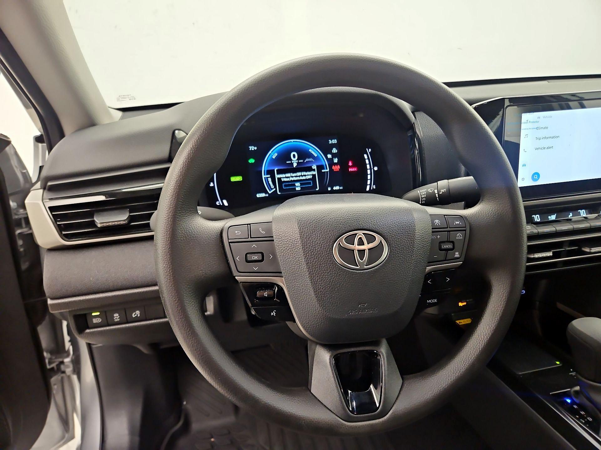 Thumbnail: 2025 Toyota Camry - 10