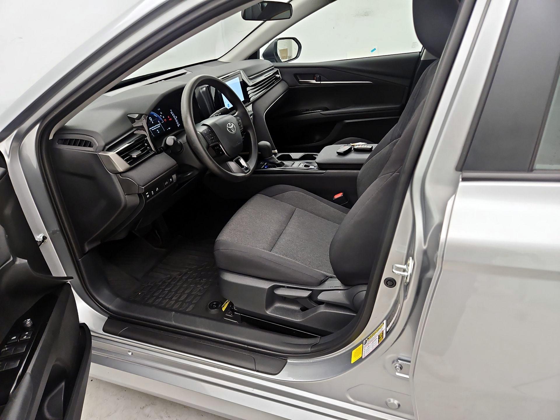 Thumbnail: 2025 Toyota Camry - 11