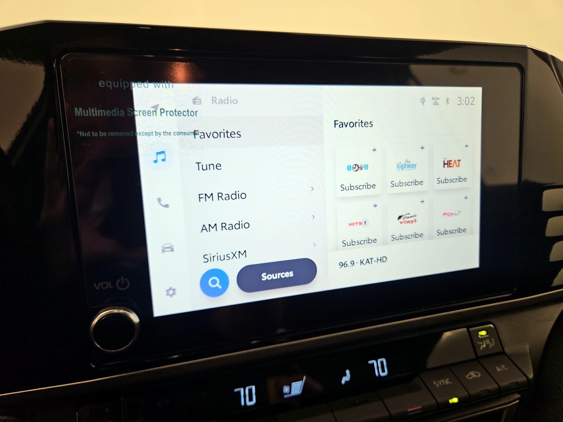 Thumbnail: 2025 Toyota Camry - 15