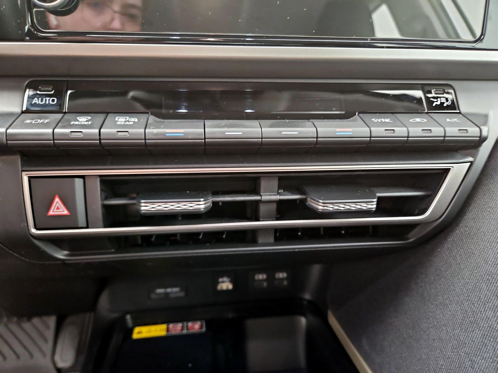 Thumbnail: 2025 Toyota Camry - 16