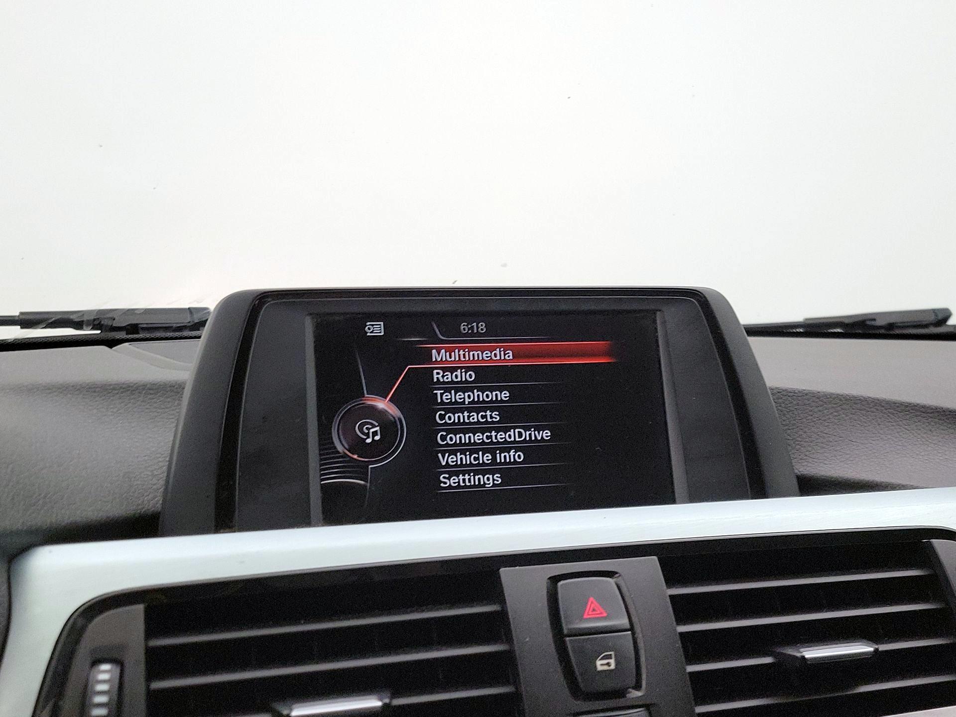 Thumbnail: 2015 BMW 3 Series - 15