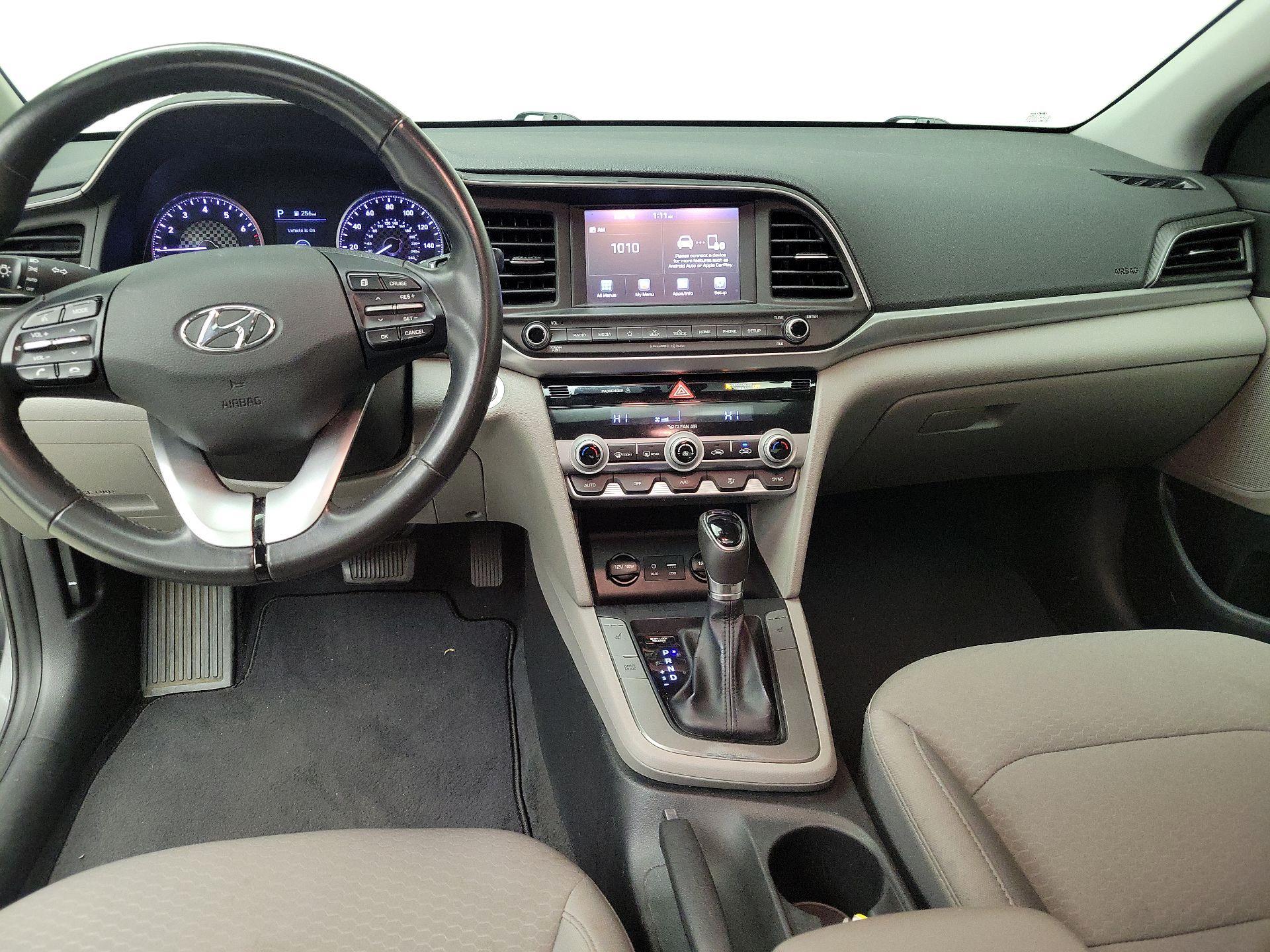 Thumbnail: 2020 Hyundai Elantra - 9