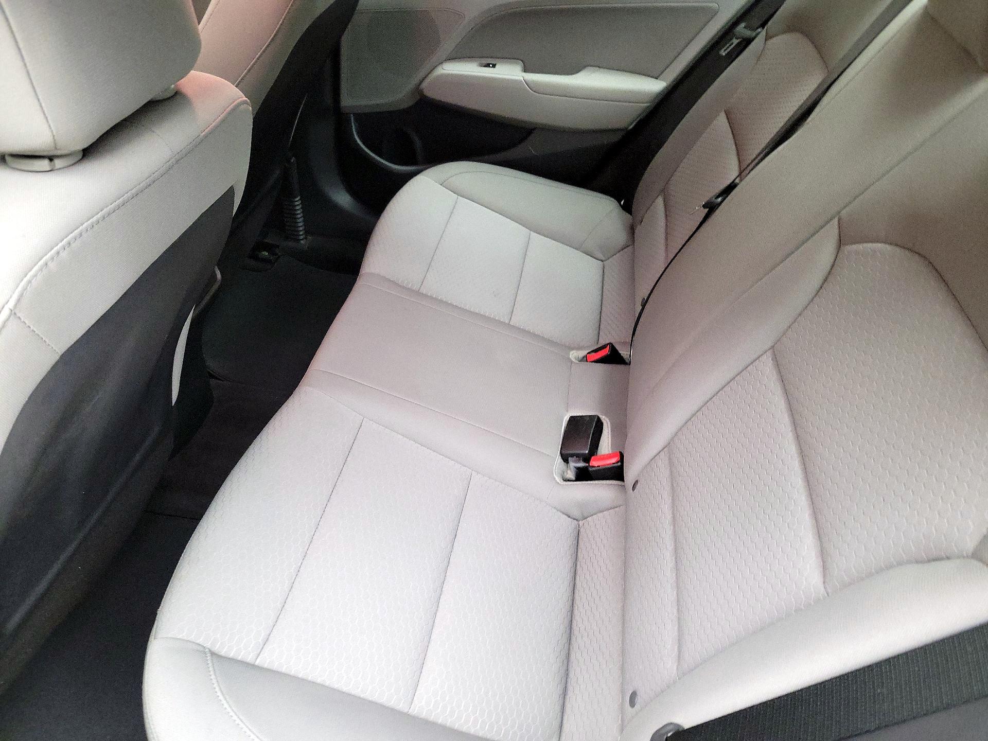 Thumbnail: 2020 Hyundai Elantra - 19