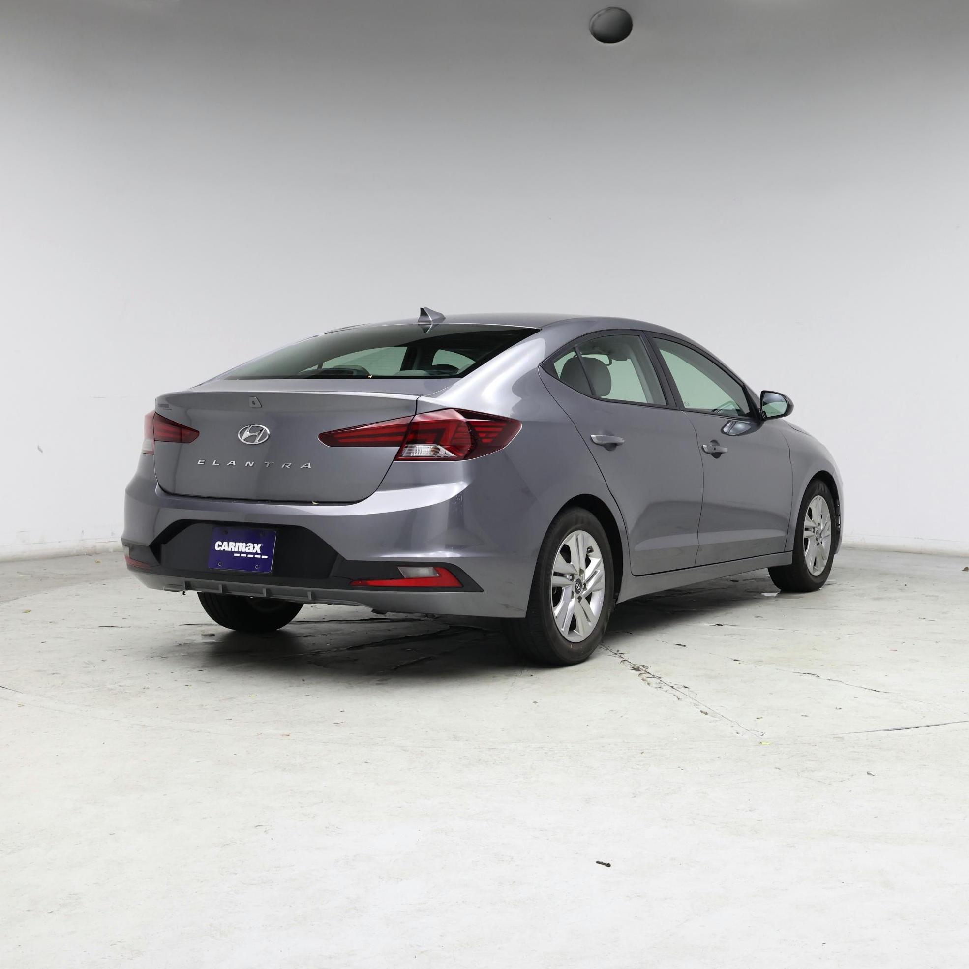 Thumbnail: 2020 Hyundai Elantra - 8