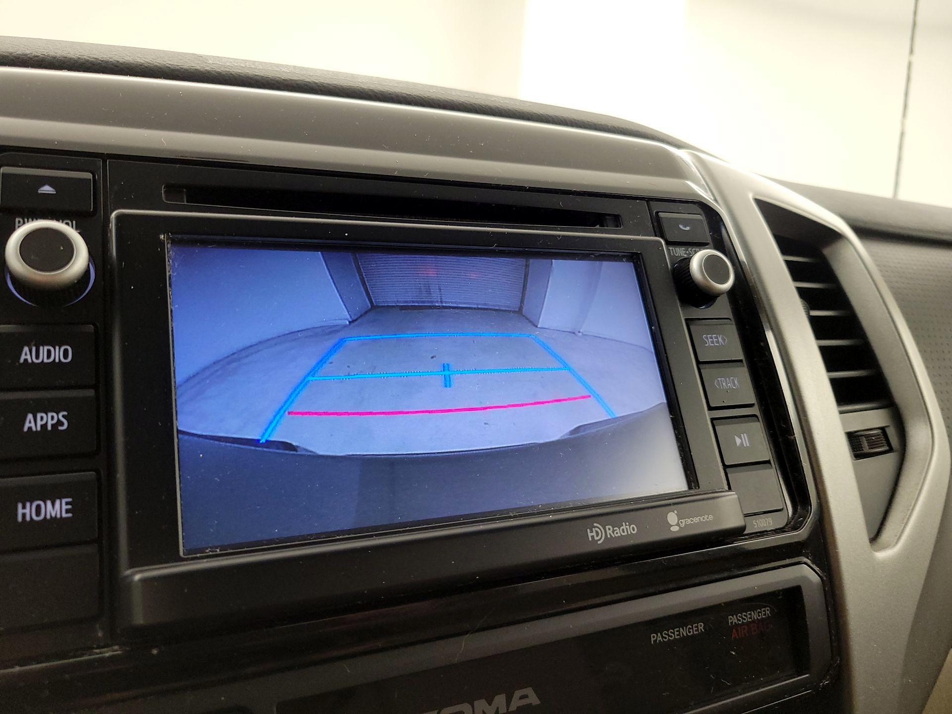 Thumbnail: 2015 Toyota Tacoma - 14