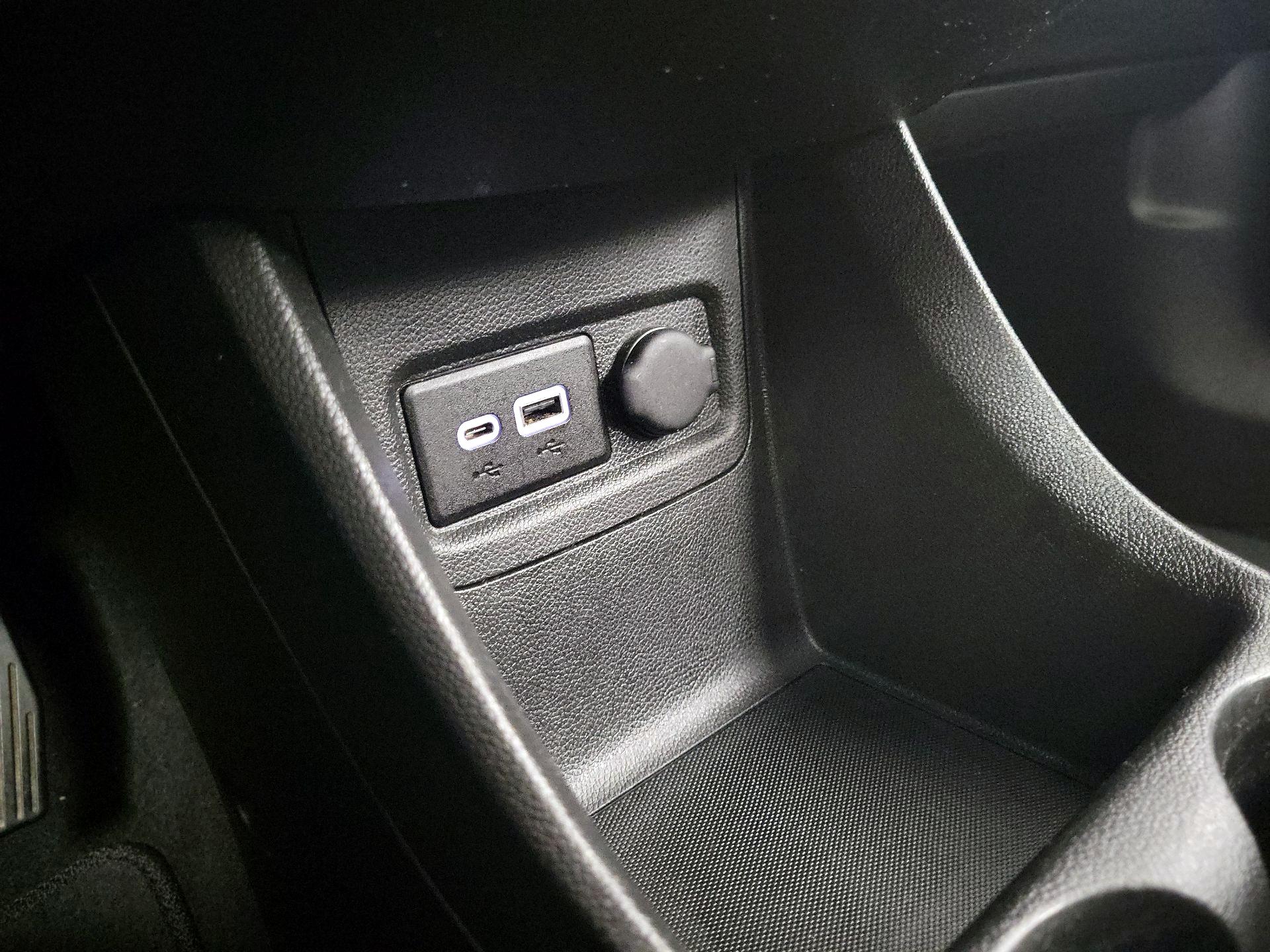 Thumbnail: 2019 Chevrolet Spark - 16