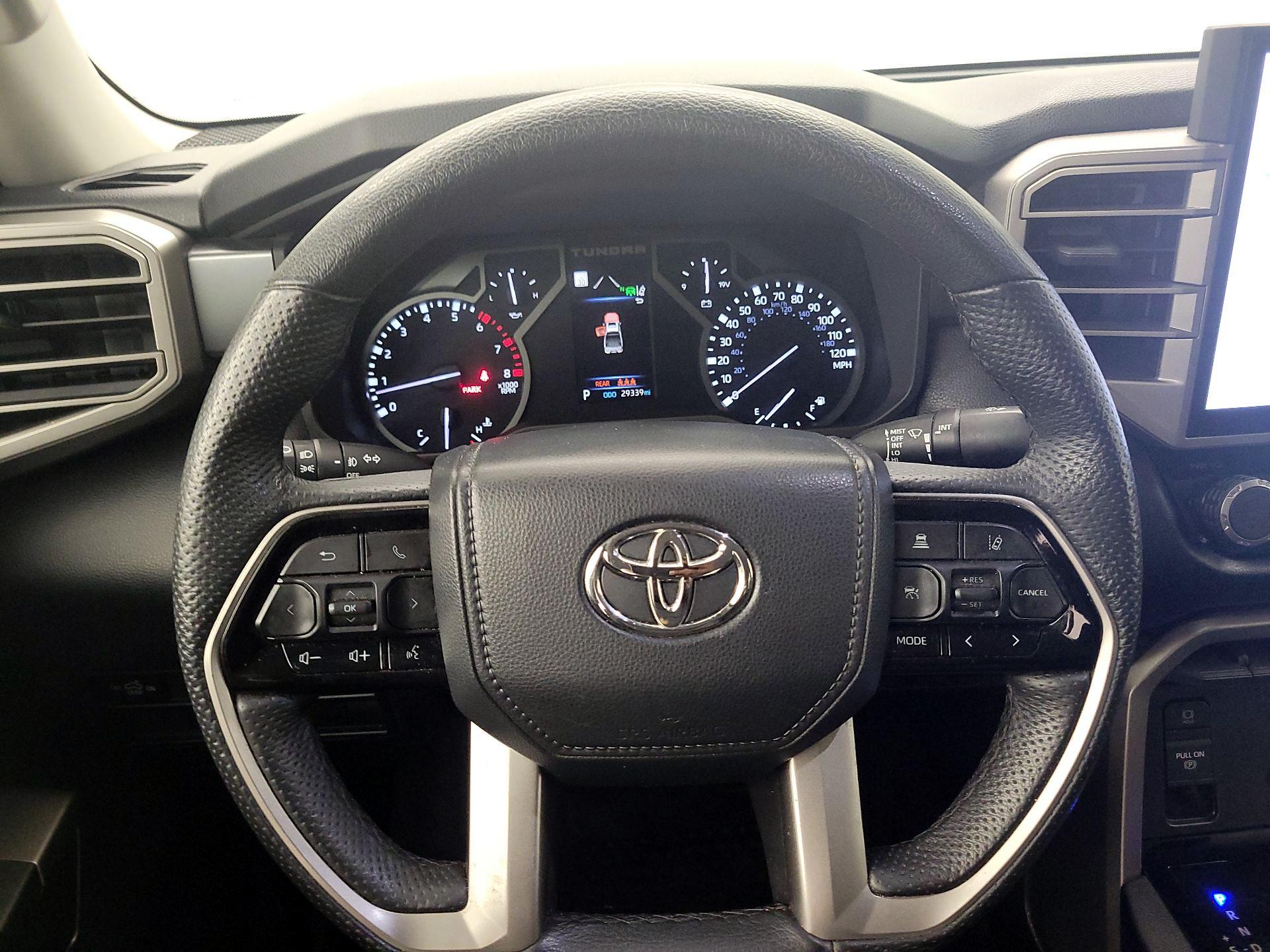 Thumbnail: 2022 Toyota Tundra - 10