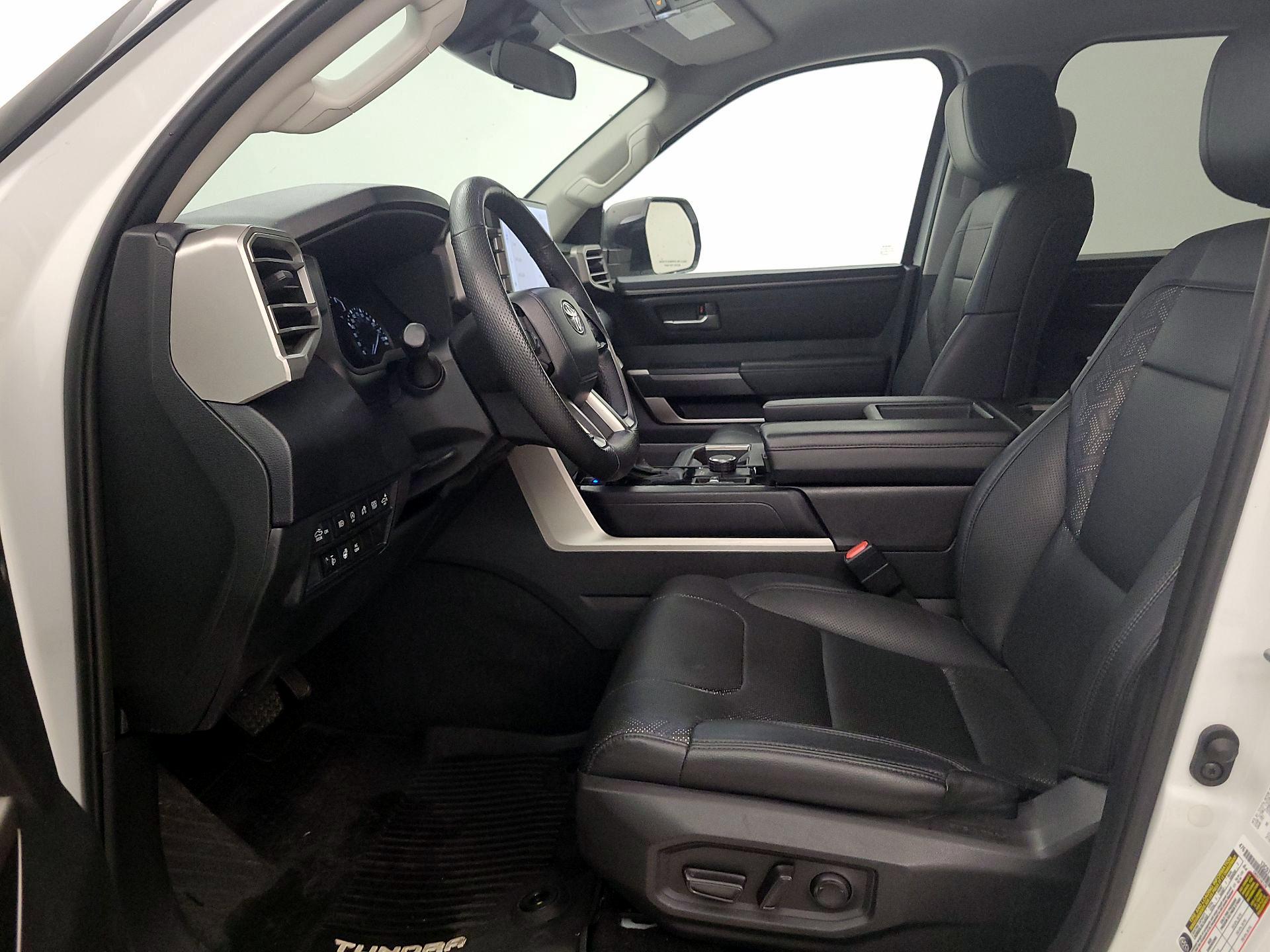 Thumbnail: 2022 Toyota Tundra - 11