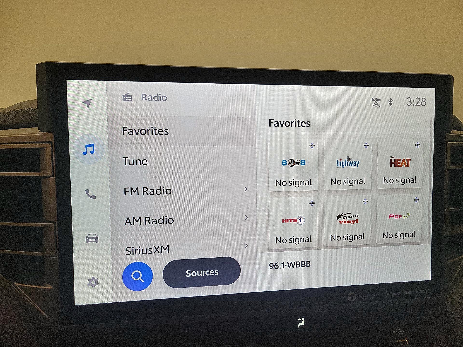 Thumbnail: 2022 Toyota Tundra - 15