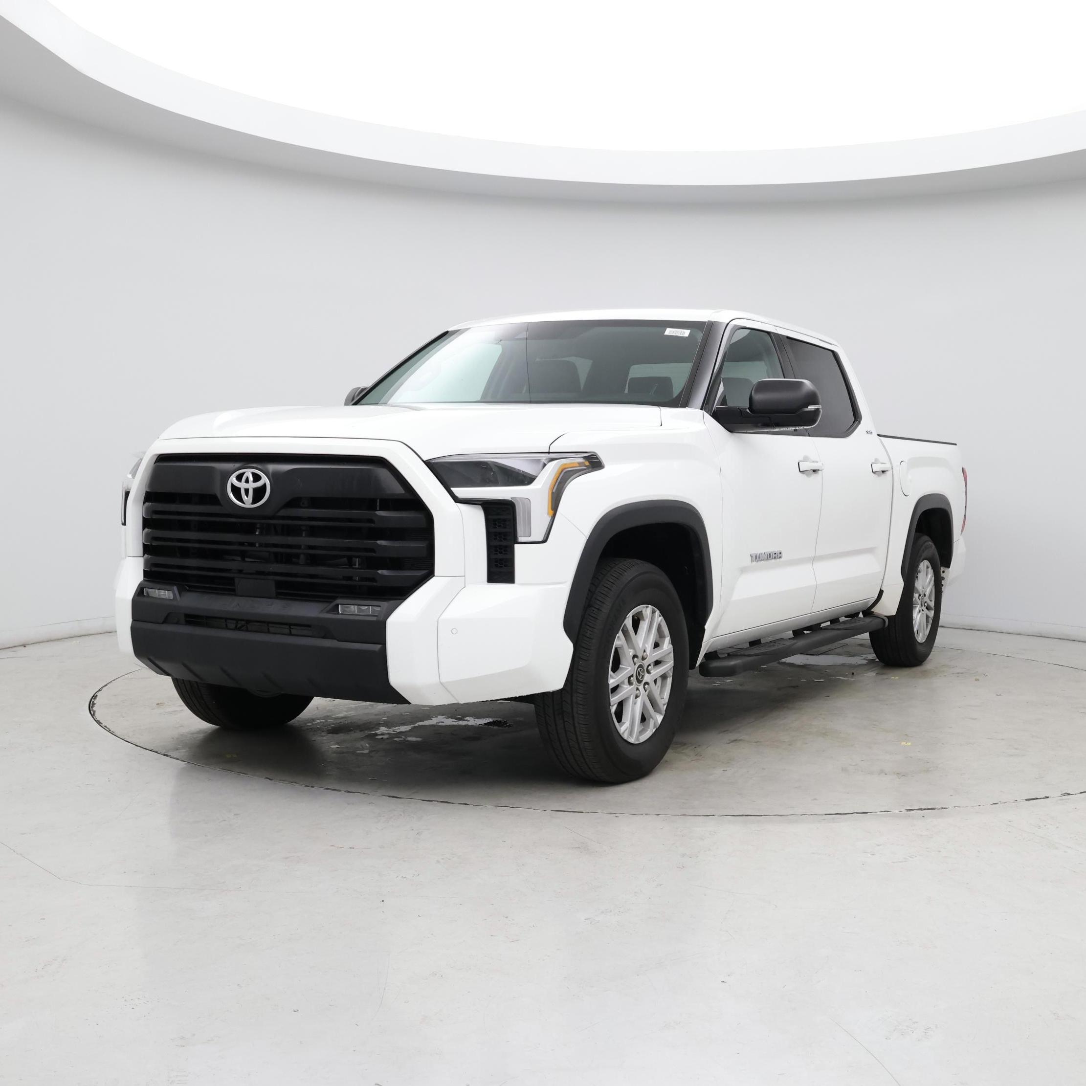 Thumbnail: 2022 Toyota Tundra - 4