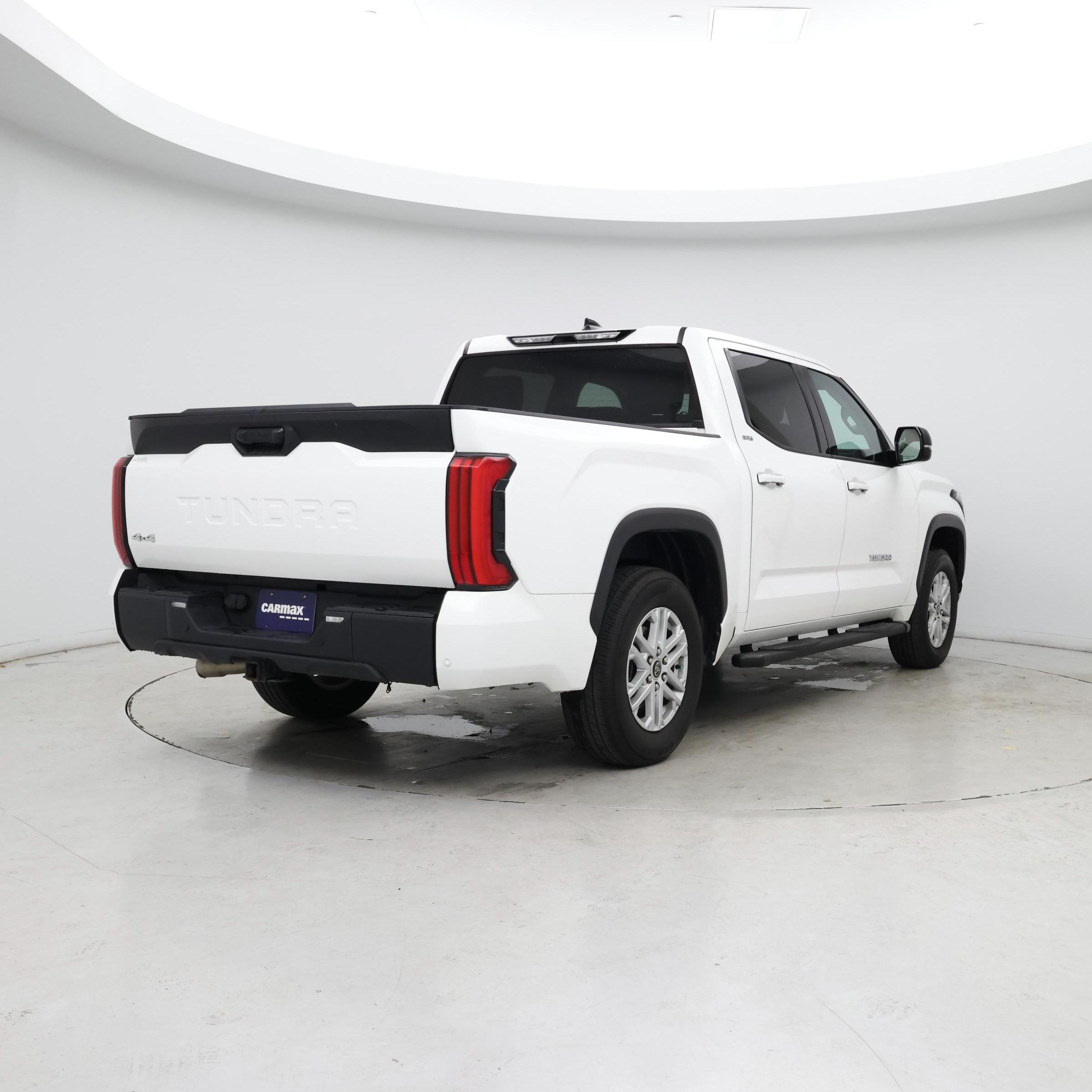 Thumbnail: 2022 Toyota Tundra - 8