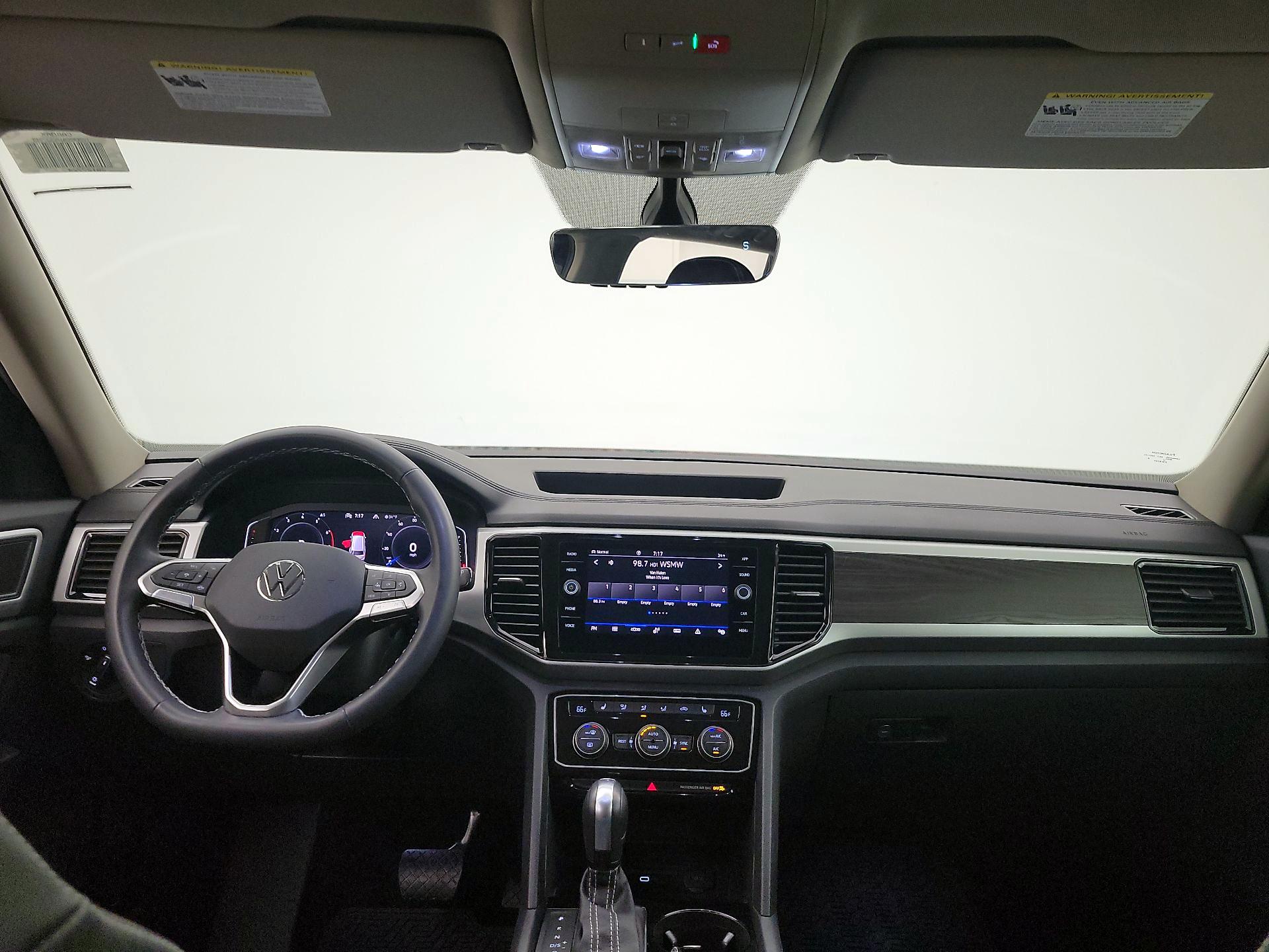 Thumbnail: 2023 Volkswagen Atlas - 9